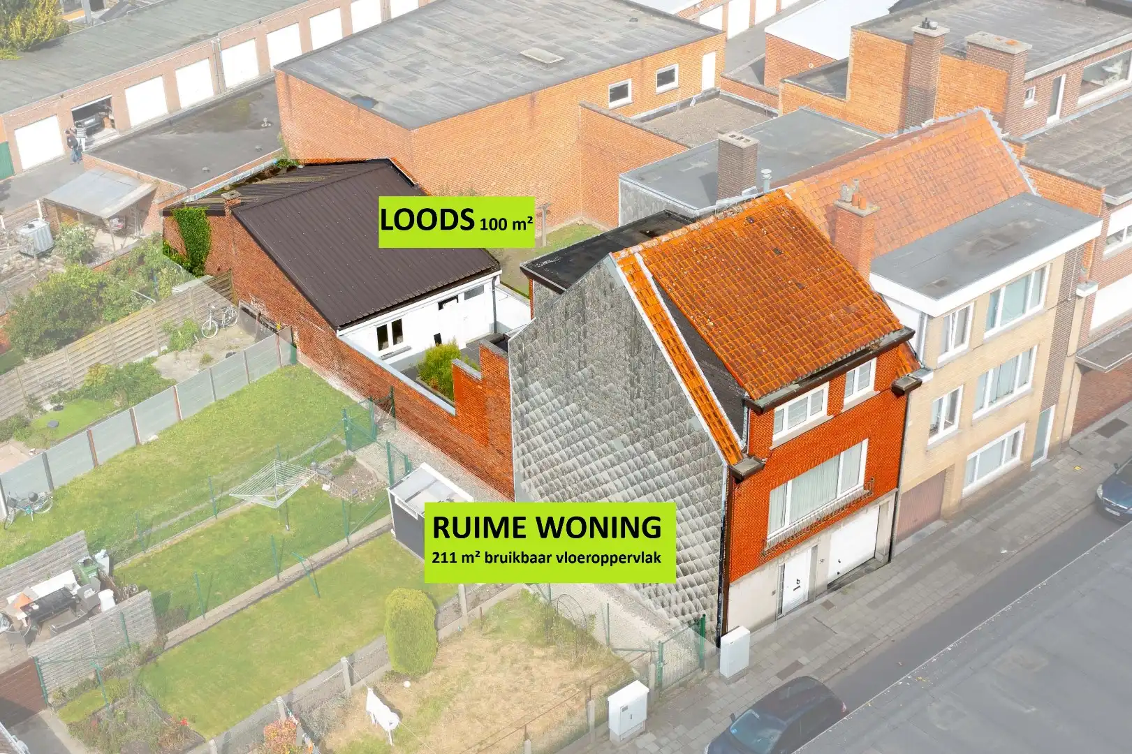 ZEER RUIME WONING MET GARAGE EN LOODS (100 m²) foto {{pictureIndex}}