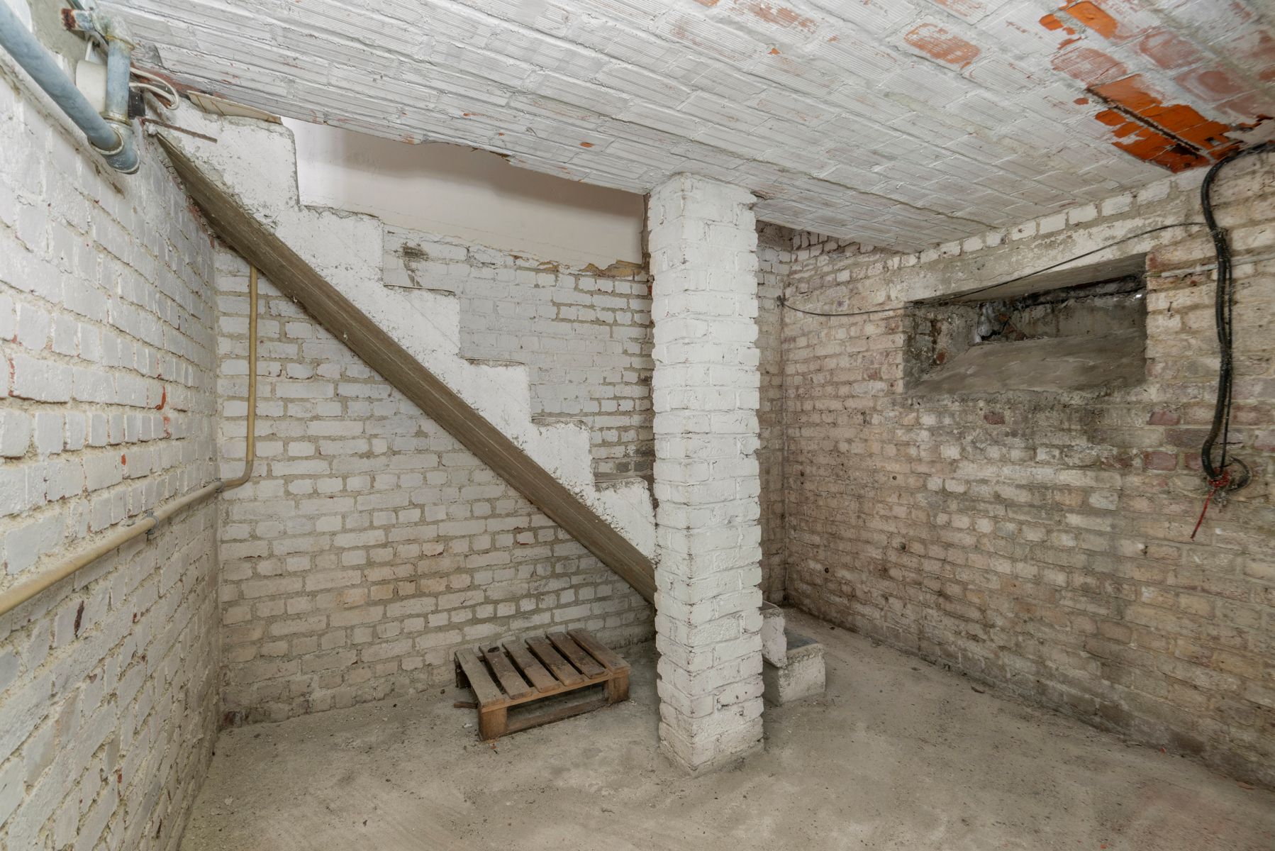 Te renoveren woning aan de stadsrand van Geraardsbergen foto 13