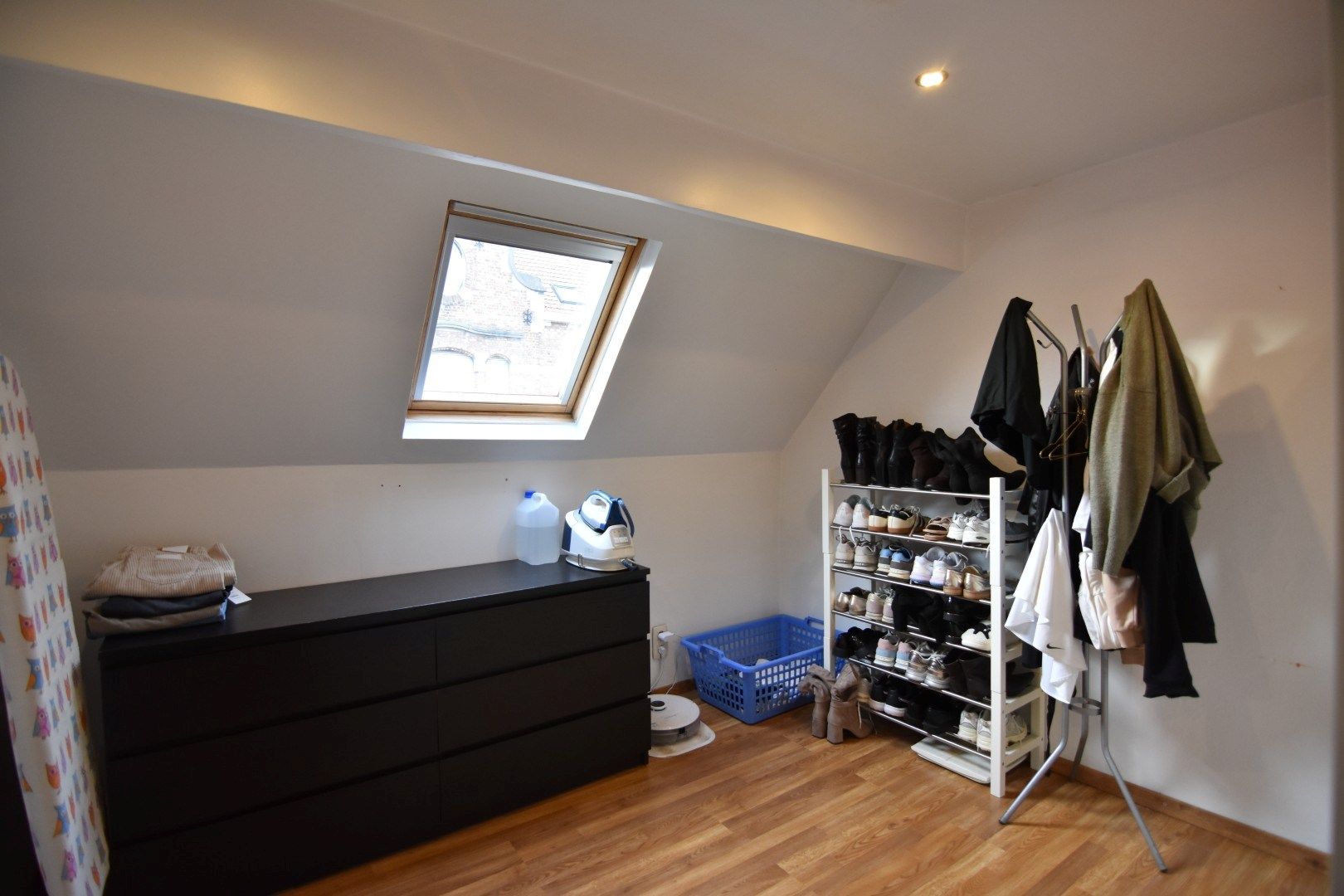 Gezellige rijwoning met diepe tuin in Moorslede foto 17