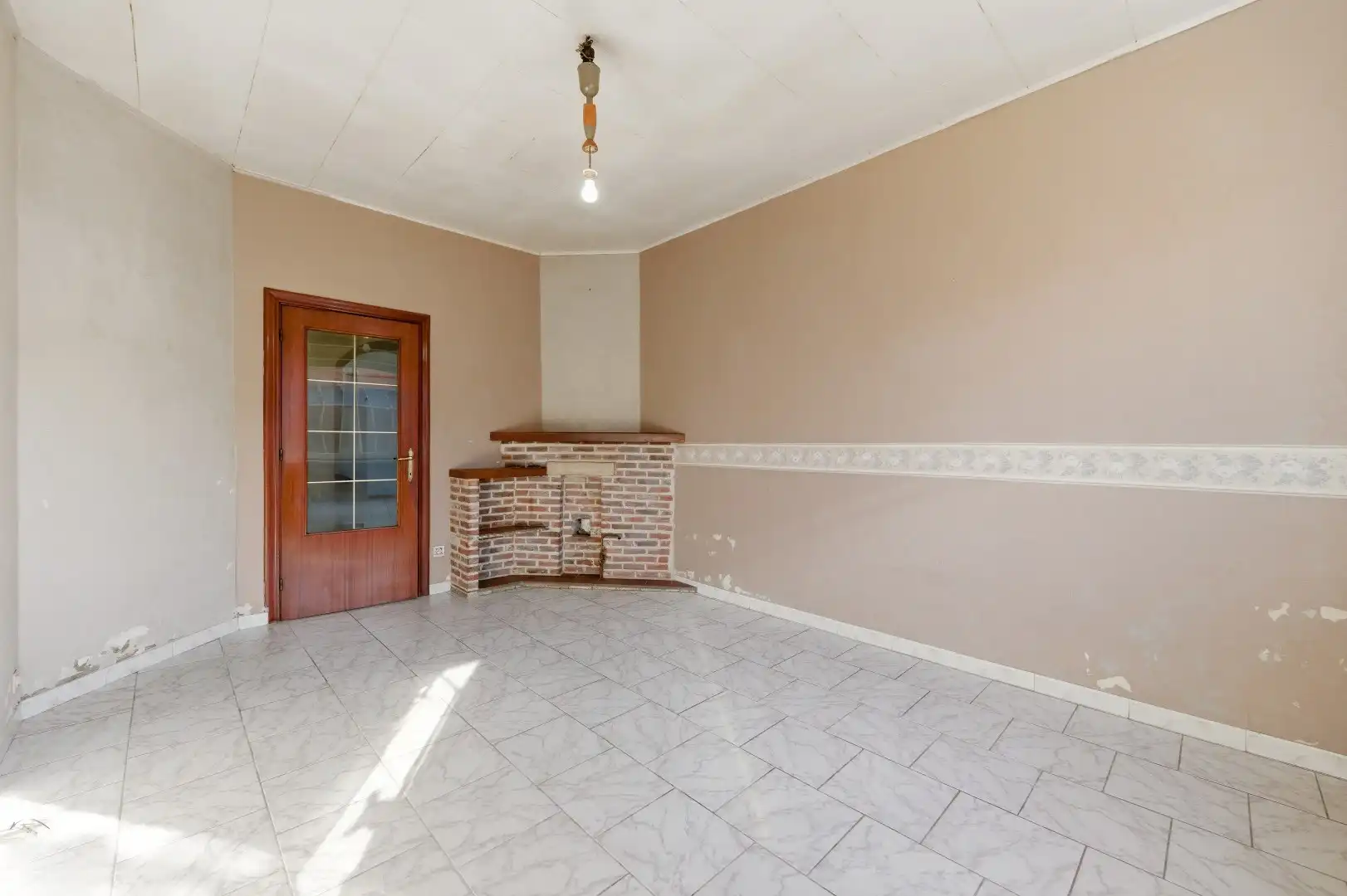 Op te frissen gezinswoning met grote tuin en dubbele garage nabij centrum Tienen foto 5