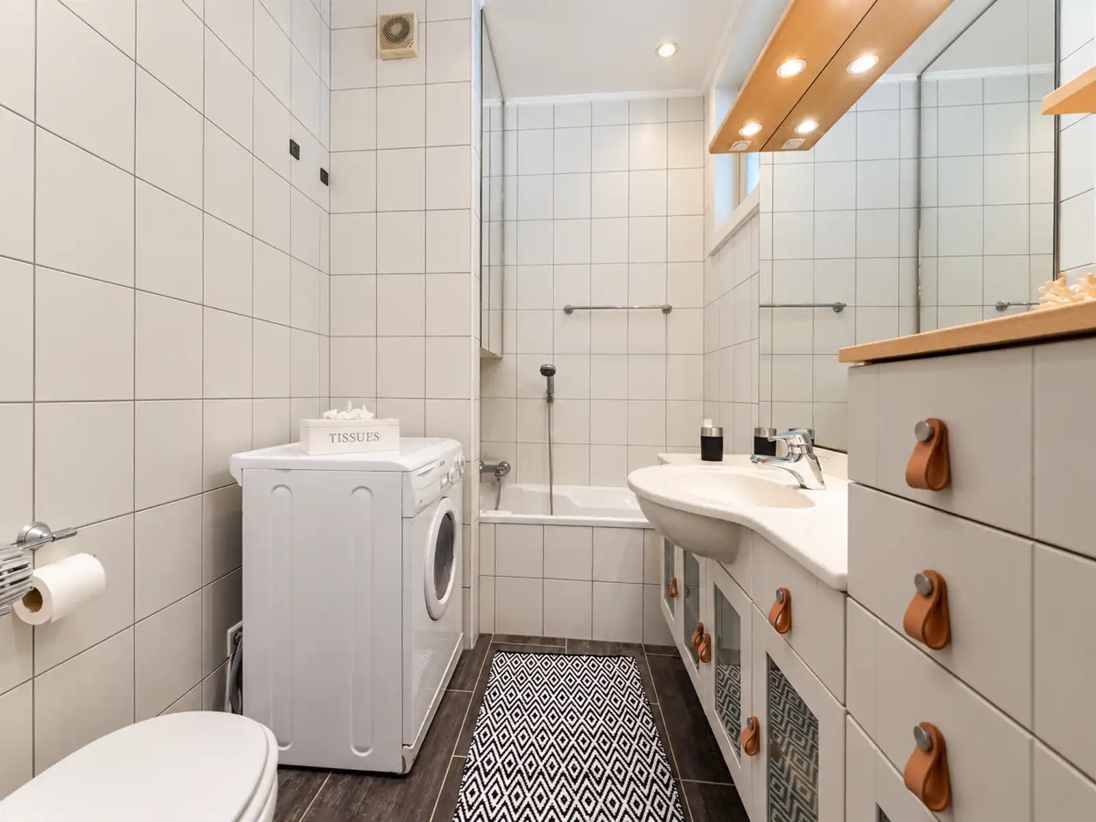 Gemeubeld karaktervol appartement op toplocatie - Het Zoute foto 11