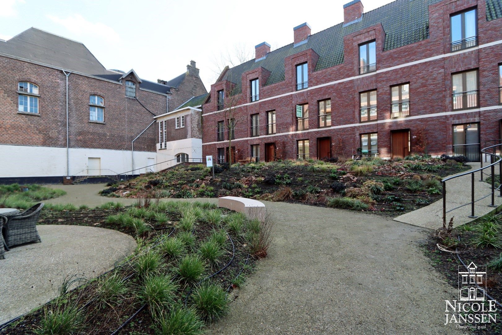 Instapklaar nieuwbouw appartement met twee slaapkamers en mooi terras foto 17