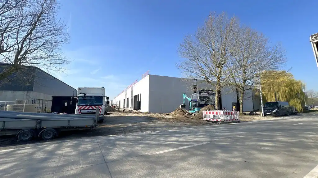 Nieuwbouw opslagruimte te huur in kmo-park Schipdonk te Deinze foto 9
