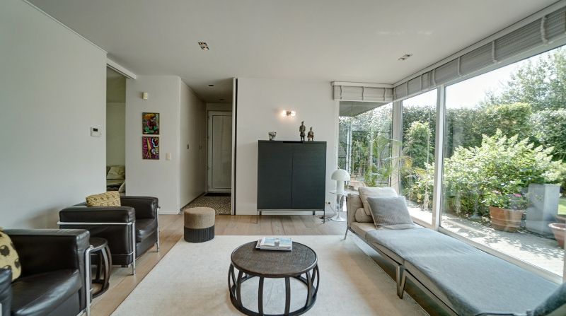 Exclusieve moderne villa van 389m² met openluchtzwembad foto 11