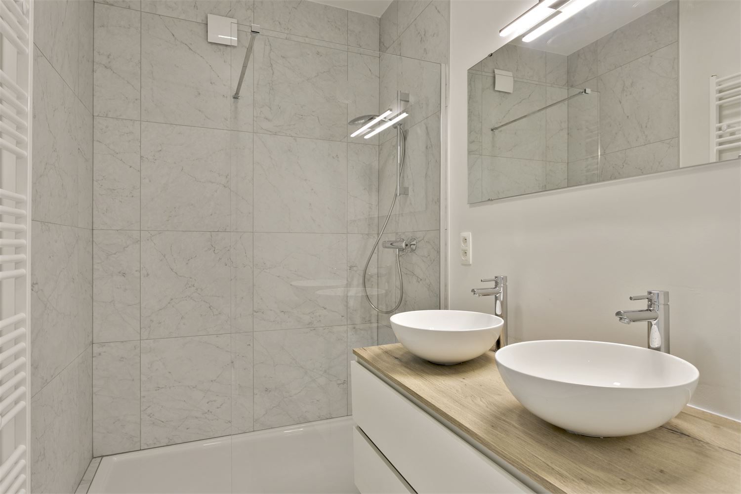 Volledig vernieuwd appartement in Wilrijk foto 11