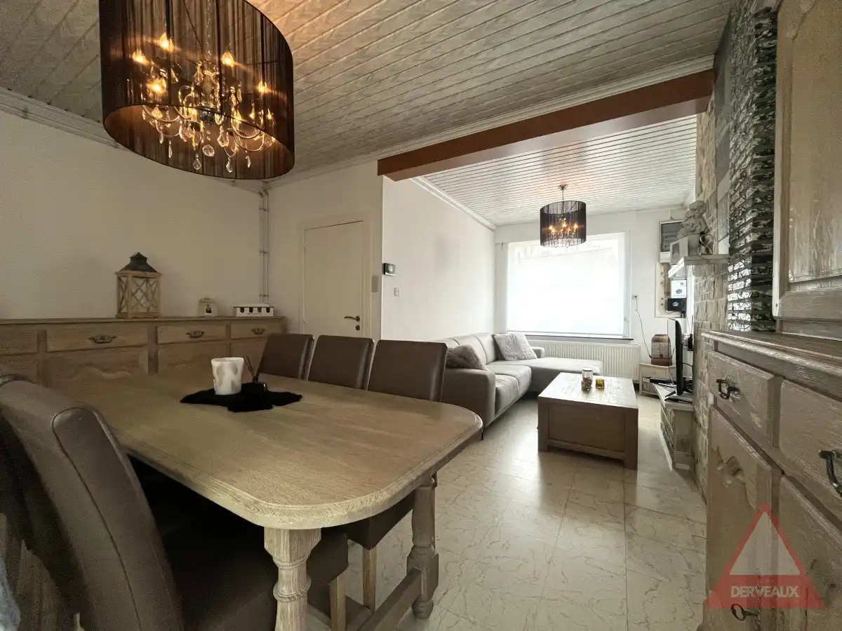 Menen – Halfopen bebouwing met tuin en parkeerplaats foto 6