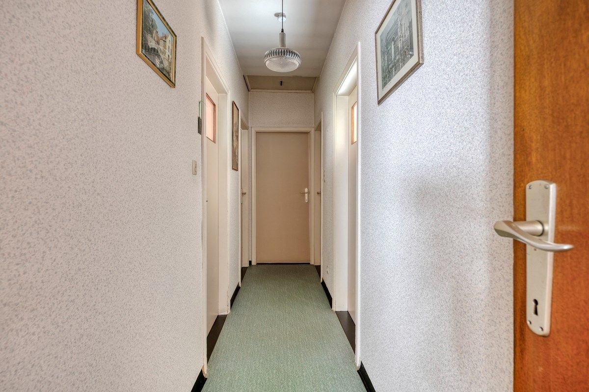 Gelijkvloerswoning met oa 3 slaapkamers in een rustige doodlopende straat. foto 13