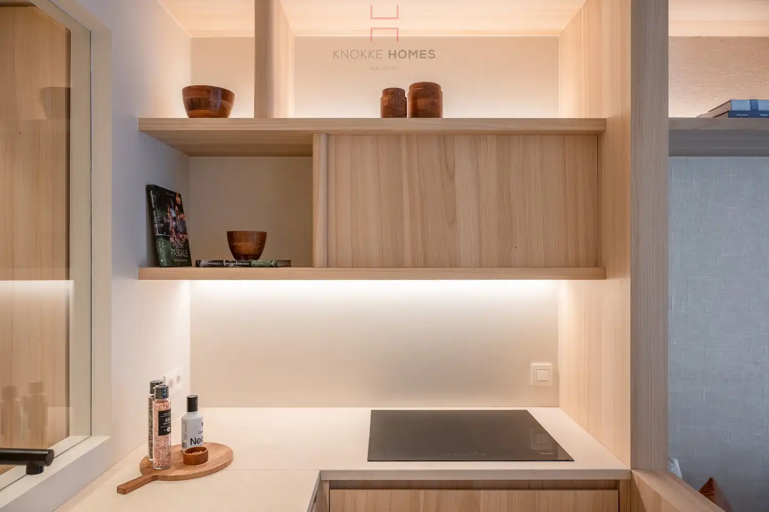 Luxueus gerenoveerd 2-slaapkamerappartement met frontaal zeezicht in Het Zoute foto 10