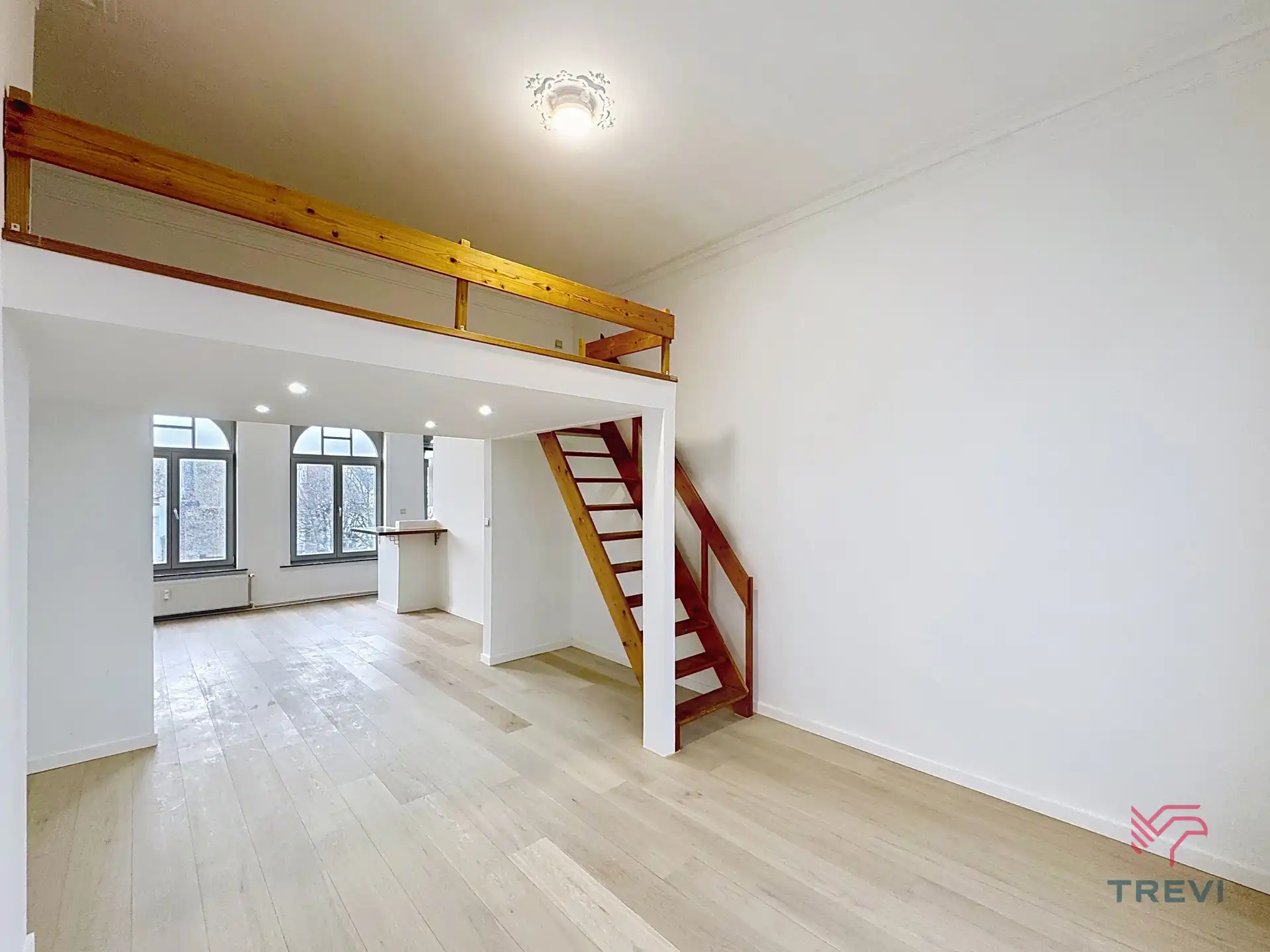 Studio met slaaphoek gerenoveerd! foto 3