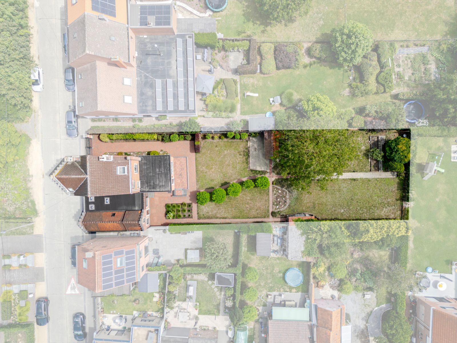 Burgerwoning met 4 slaapkamers en ruime tuin in Beigem foto 2