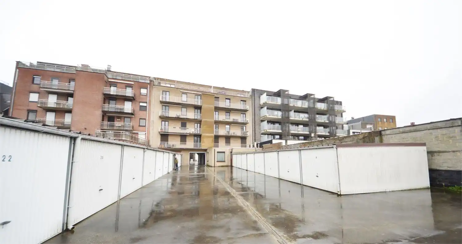 5 GOED GELEGEN GARAGEBOXEN MARKT DEINZE foto 11