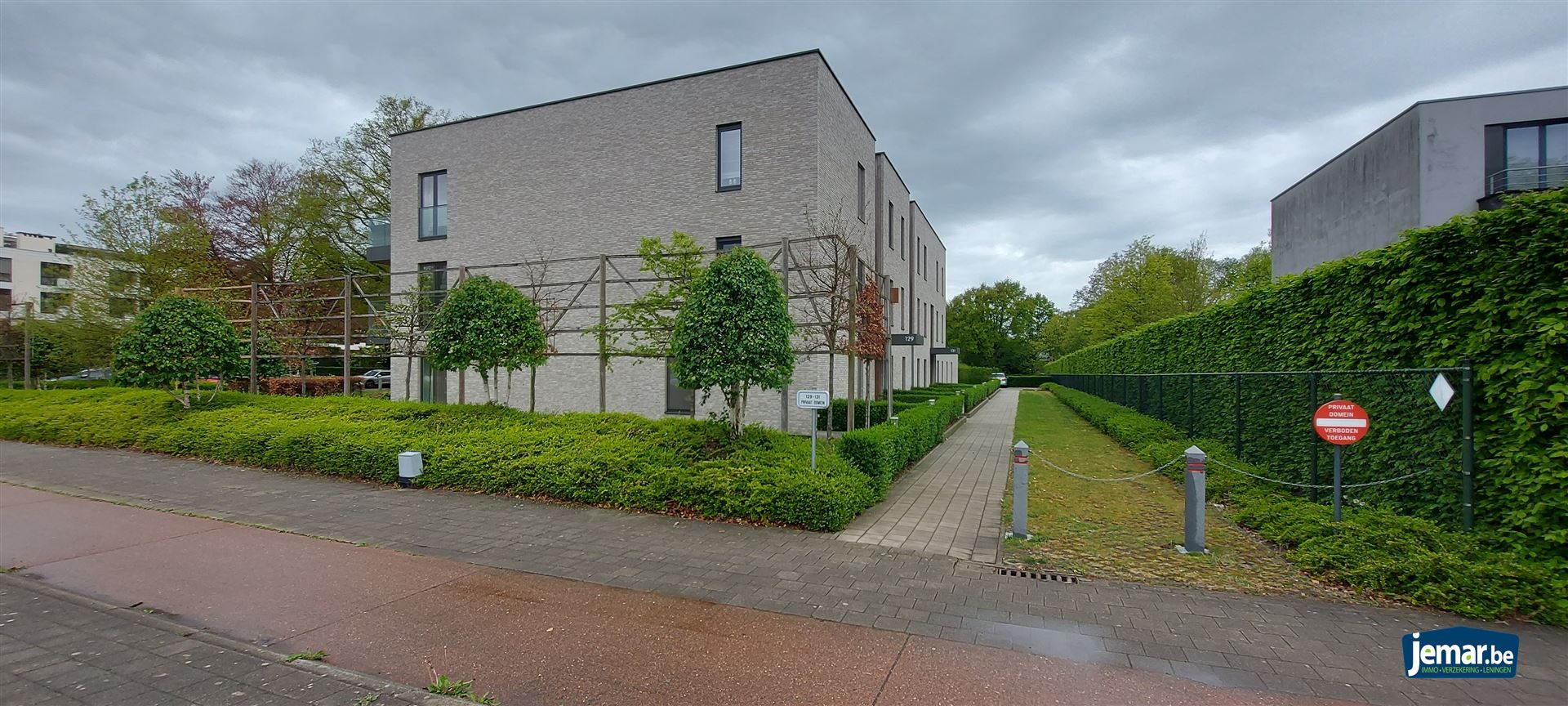 Appartement foto {{pictureIndex}}