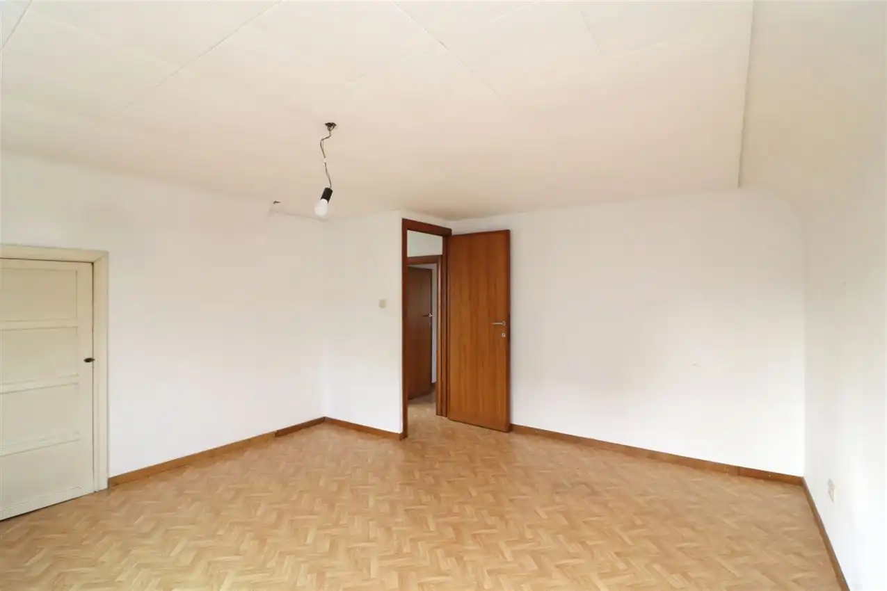 Woning met twee slpk in doodlopende straat  foto 19