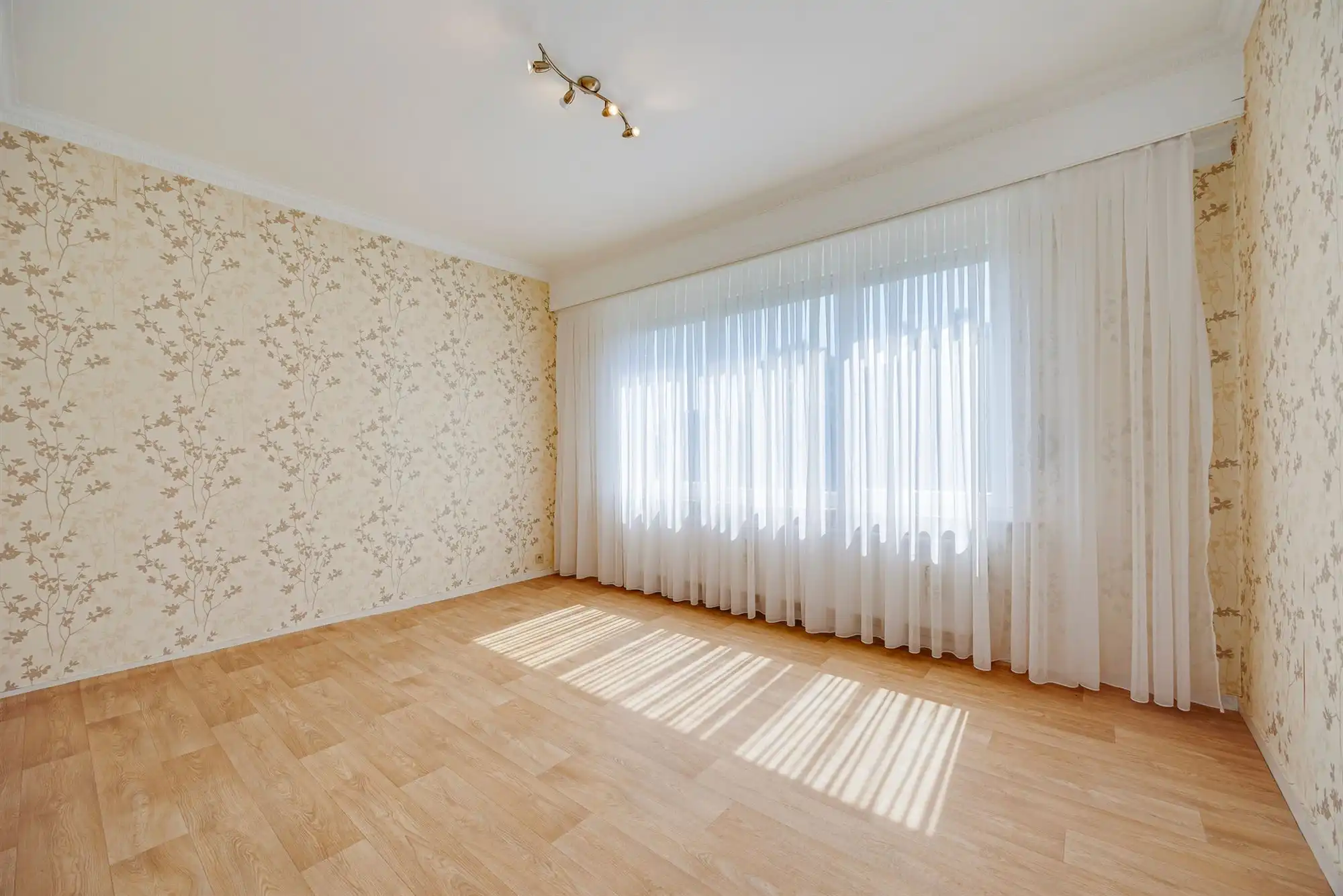 Ruim 1 slpk appartement. Parking mogelijk foto 12