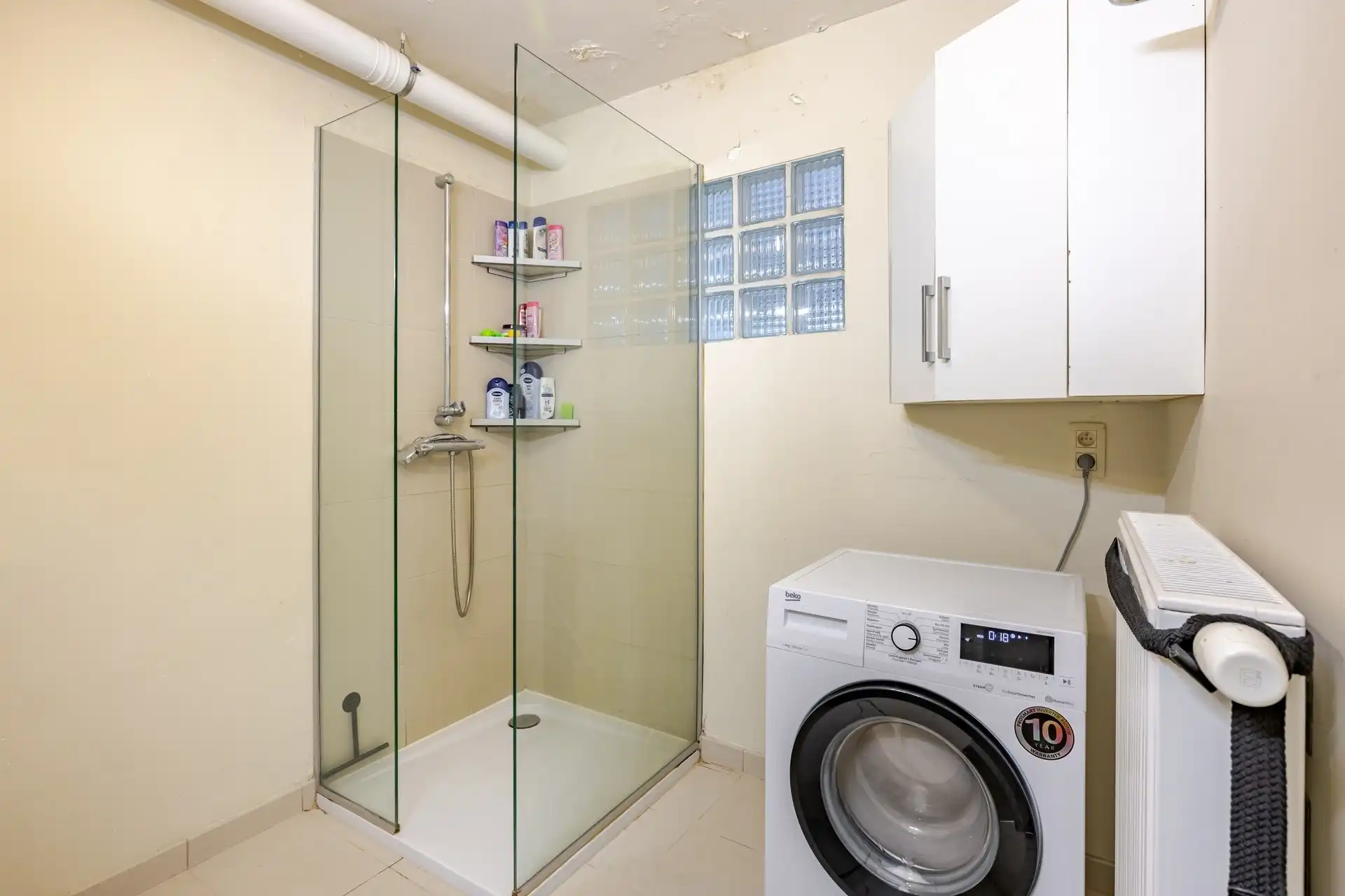 Energiezuinig 2 slaapkamer appartement met garage in Wetteren foto 14