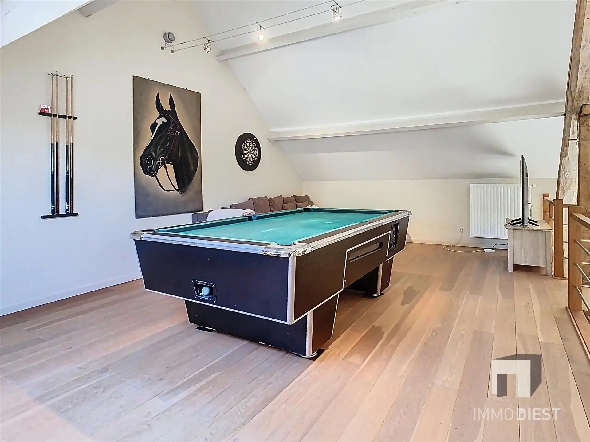 Brasserie - restaurant - feestzaal - privéwoonst foto 21