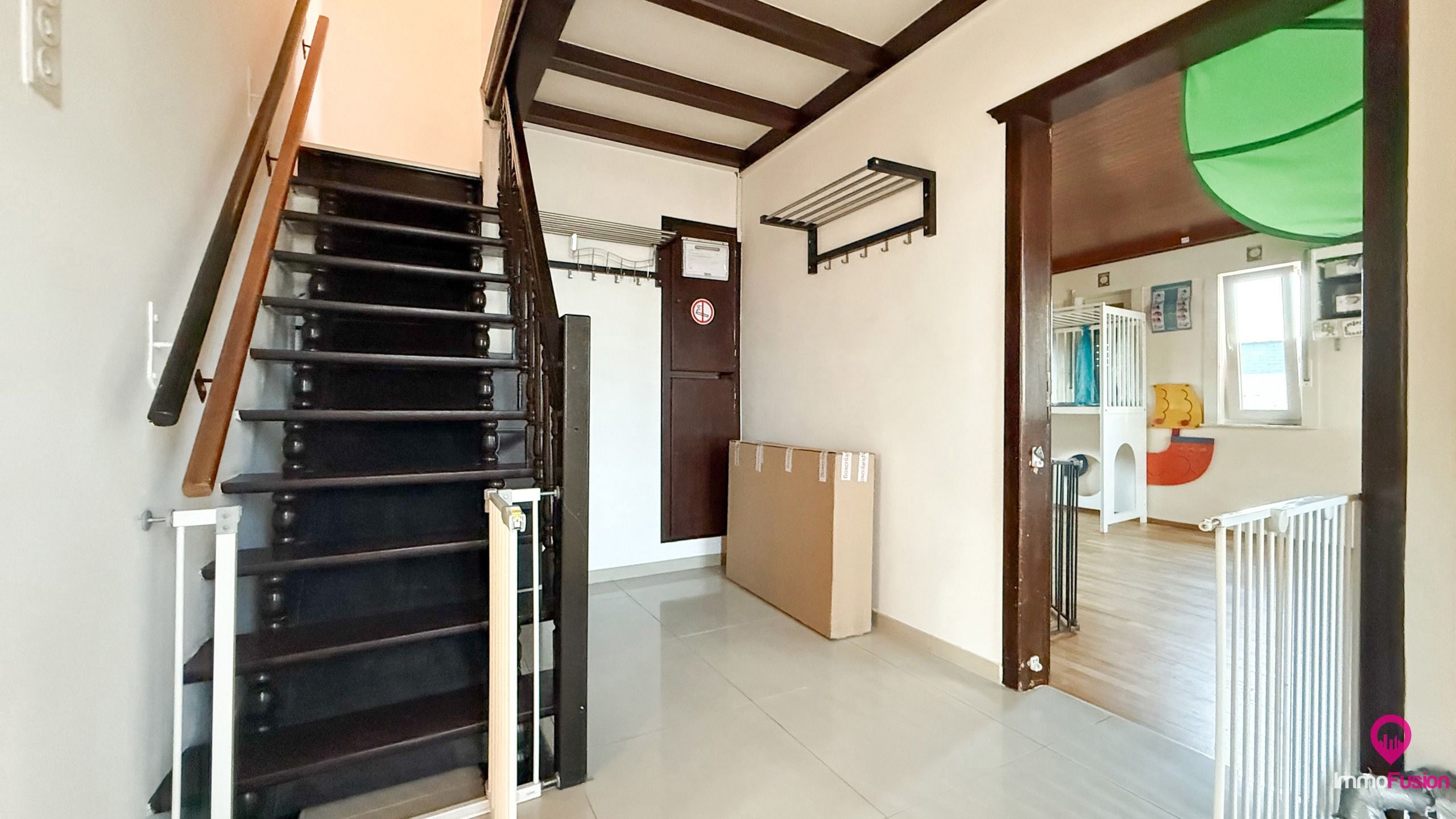 Uniek woon-werkpand met vergunde loods van 110m² en 5 slpks! foto 21