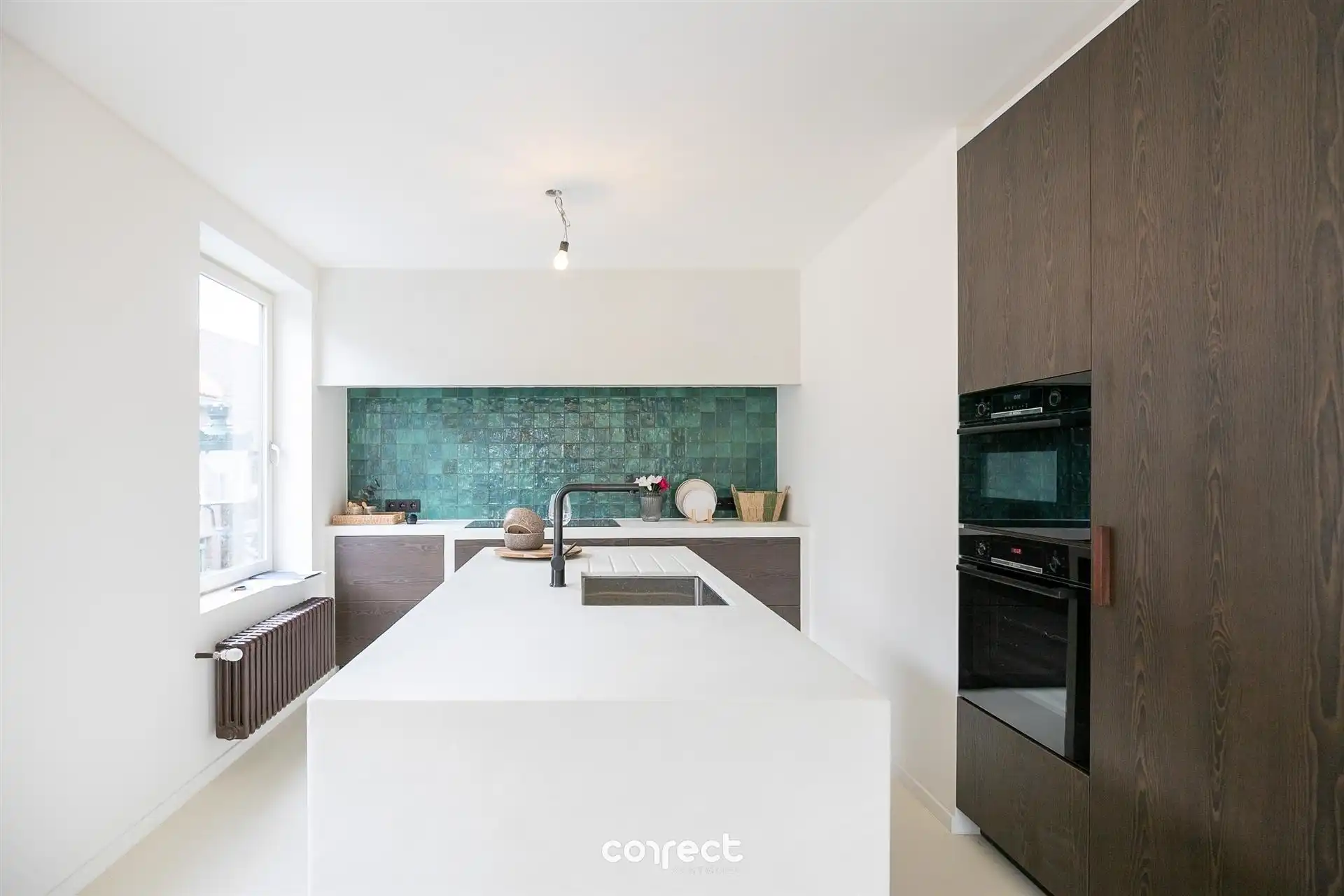 Volledig vernieuwde hoekwoning. foto 10