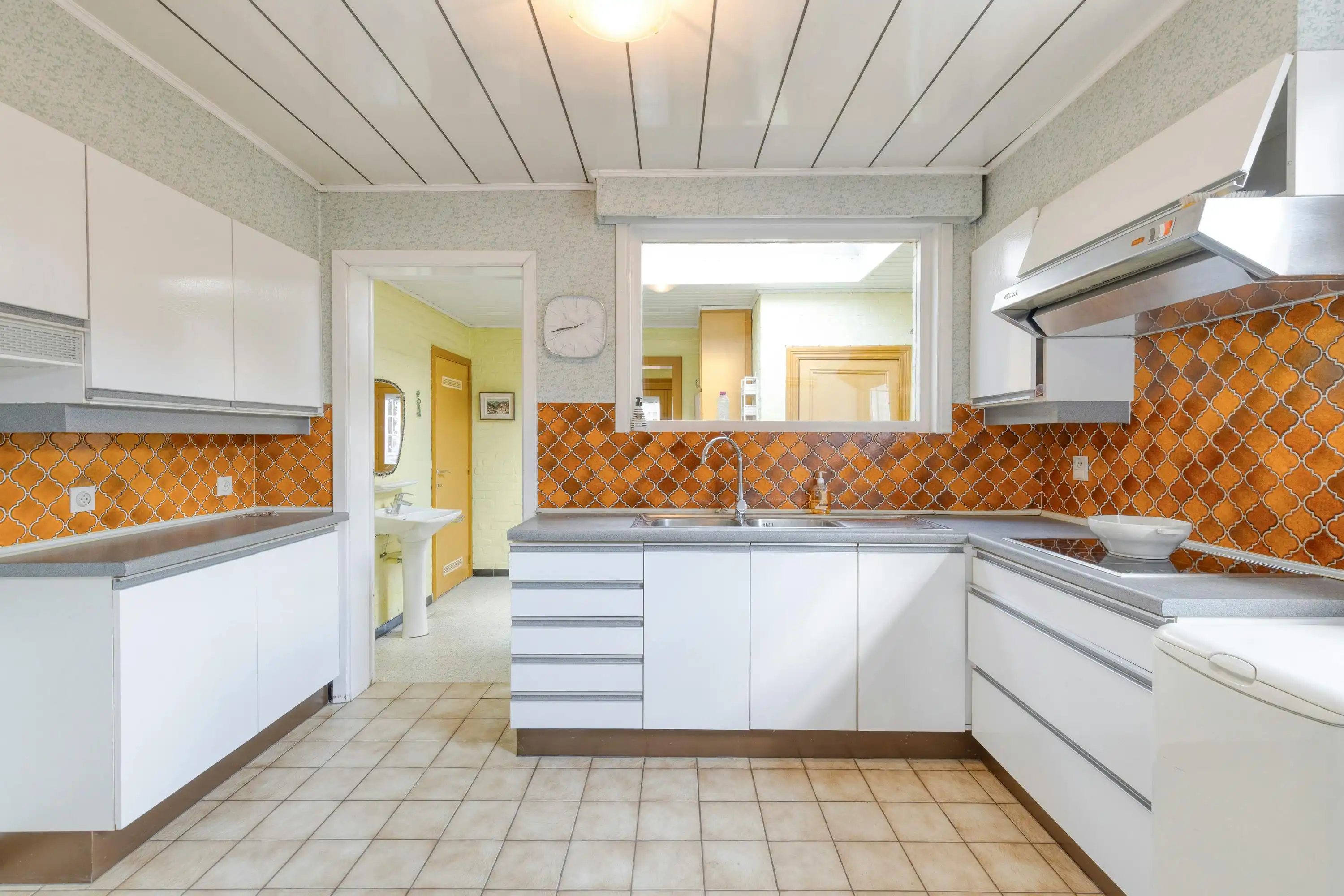 Halfopen huis / grond (537m²) met potentieel in hartje Sijsele (Damme) foto 14