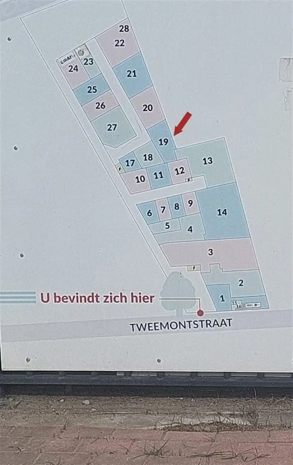 Opslag + kantoor + parking te Deurne foto 9