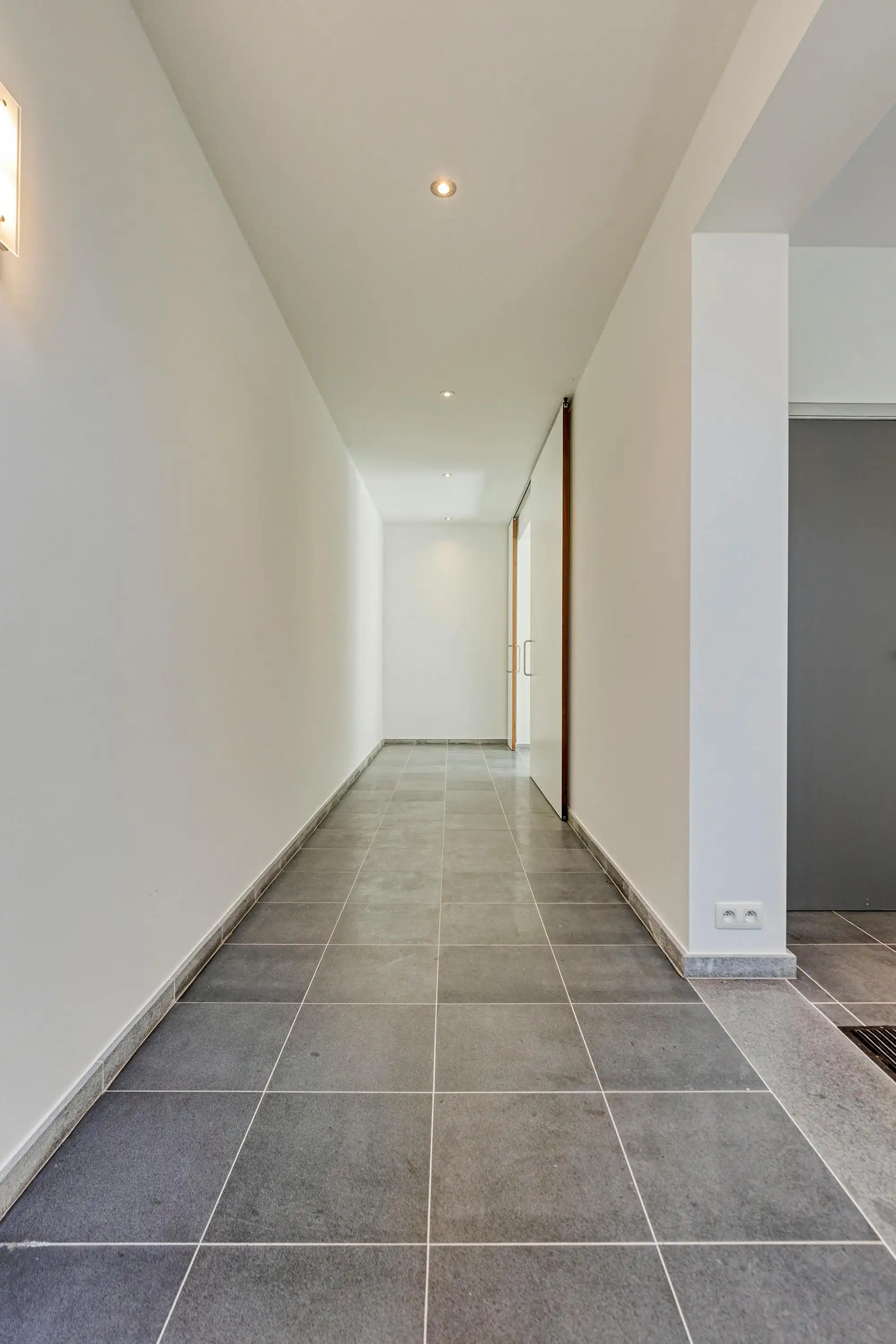 Exclusieve villa in Schilde met ruime zuid-gerichte tuin. foto 4