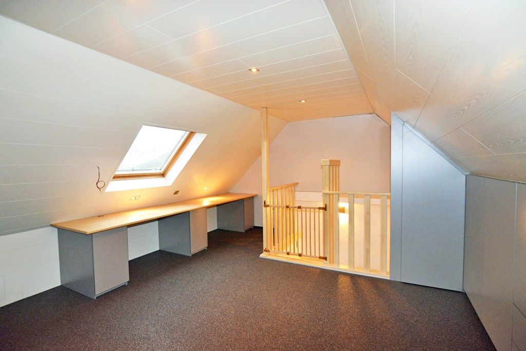 Modern triplex appartement met 3 slpks, terras, kelderberging en autostaanplaats. foto 19