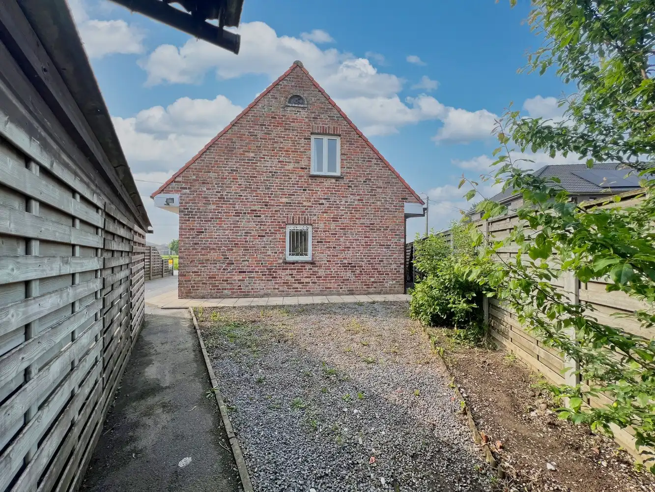 Lichtrijke woning met 3 slpks. + zonnige tuin foto 7