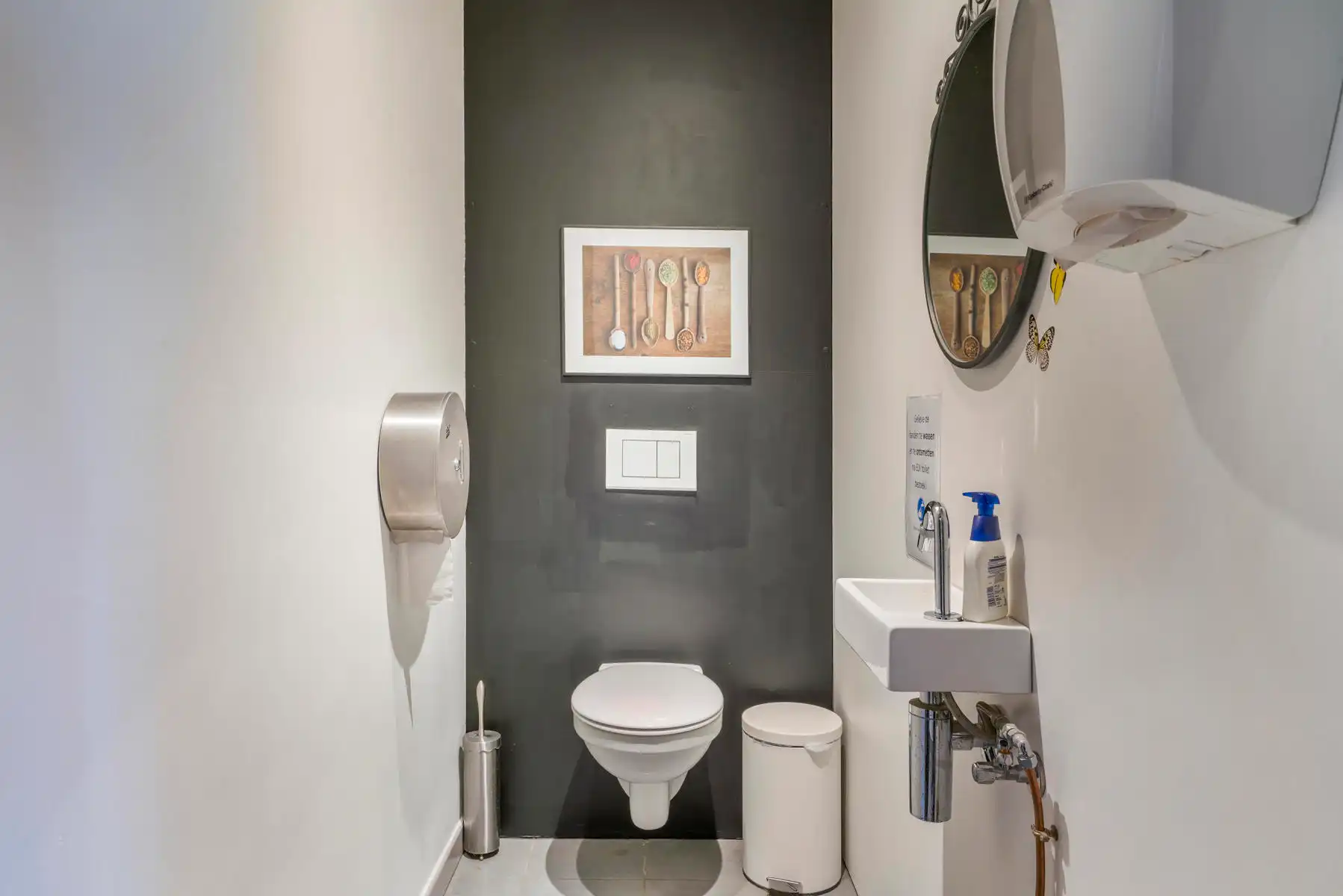 Uitstekend gelegen handelspand/hoekpand  met garage   foto 10