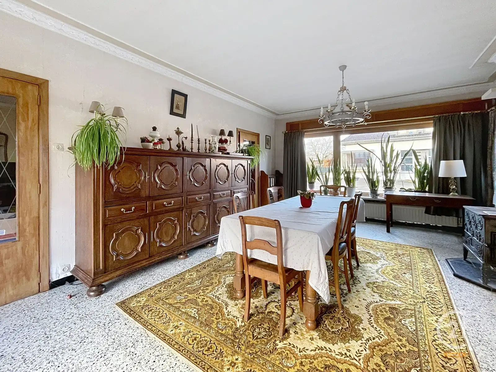 Rustig gelegen, degelijk, op te frissen huis met potentieel  foto 5