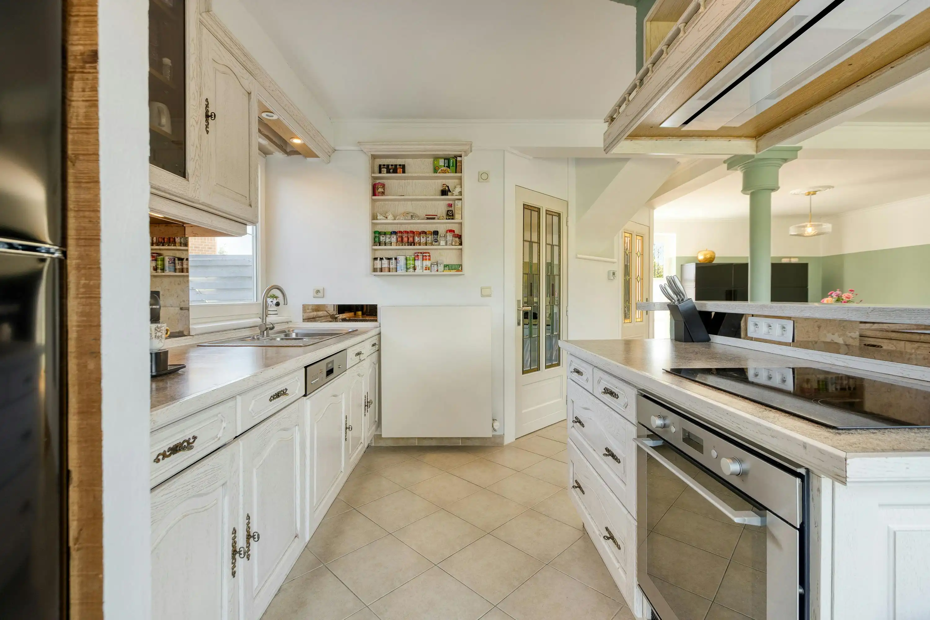Instapklare woning met 3 slaapkamers en ruime tuin te Alken foto 10