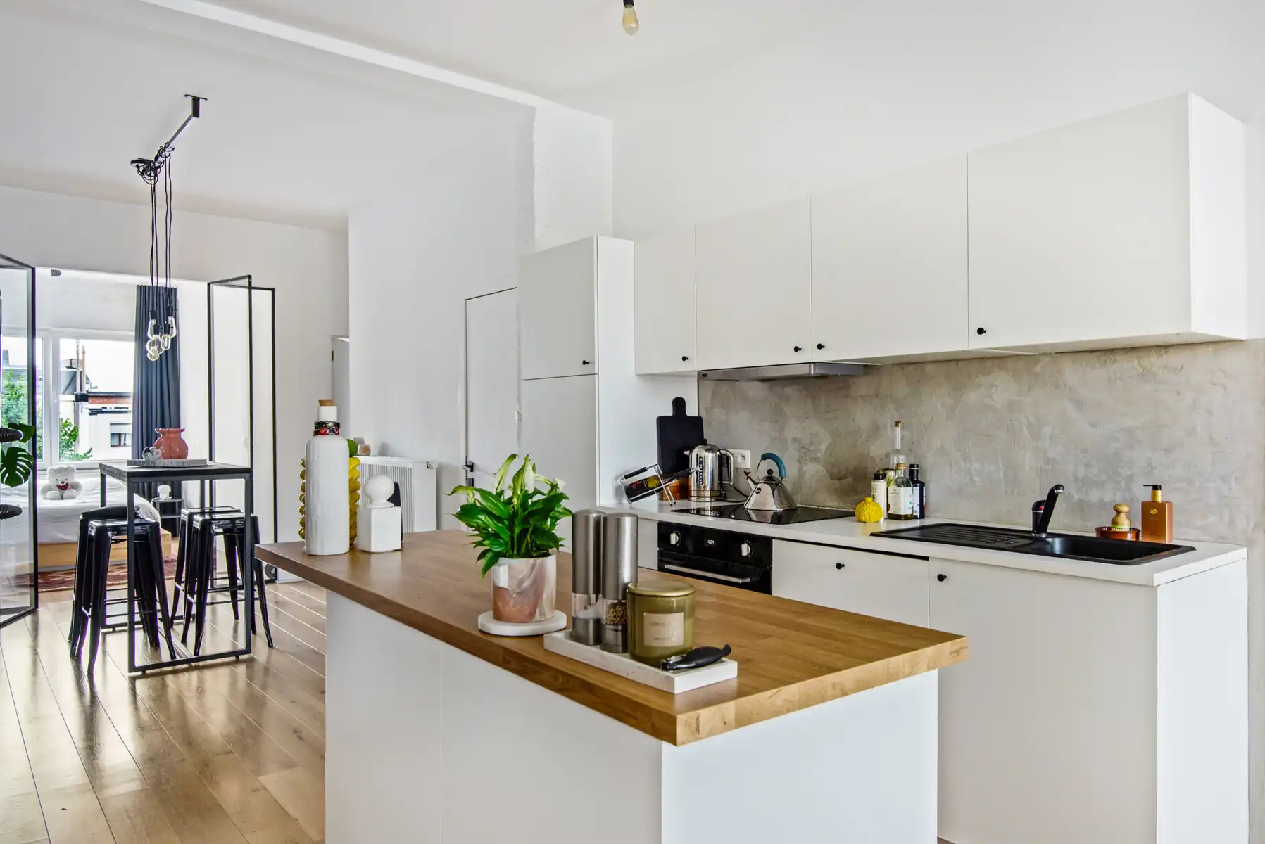 Ruim en luxueus appartement met 2 kamers  foto 9