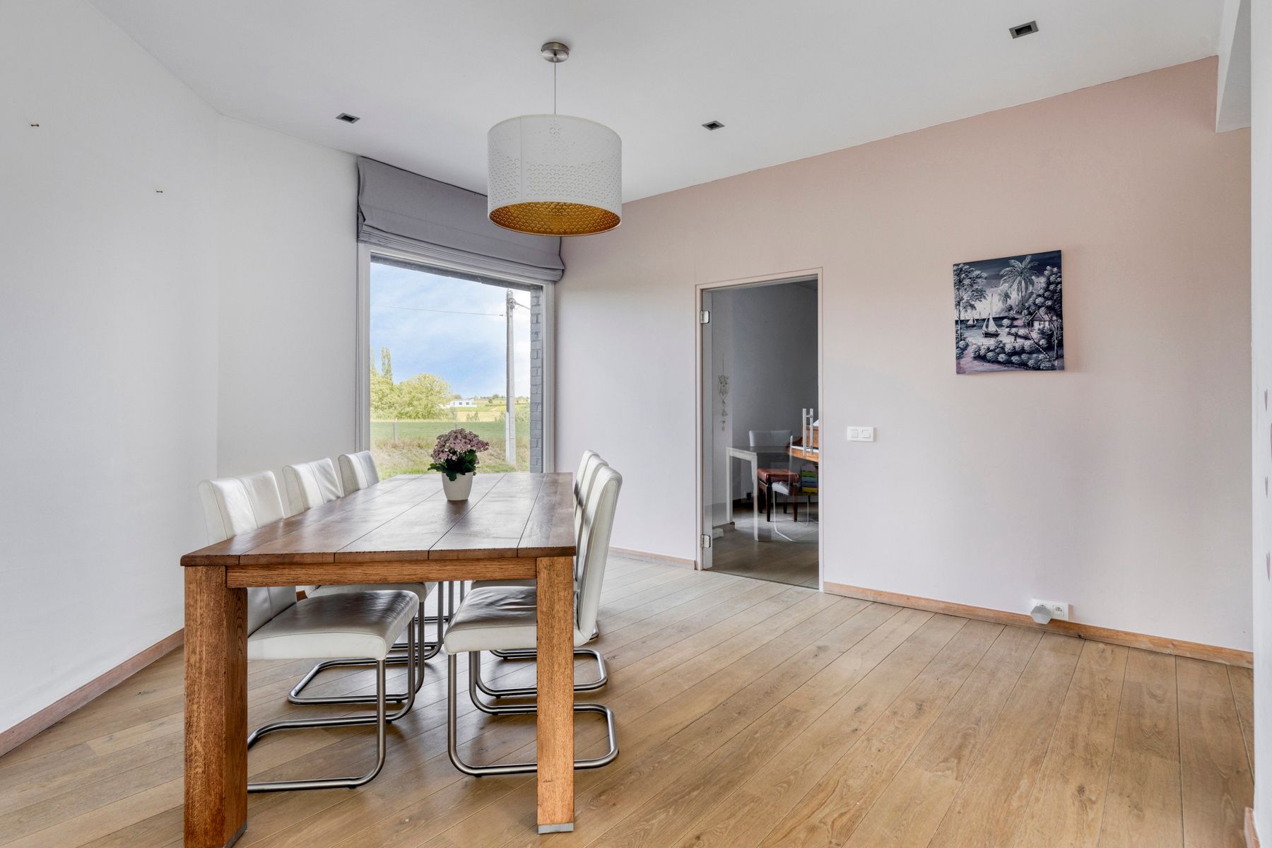 Stijlvolle villa op toplocatie in het groen foto 4