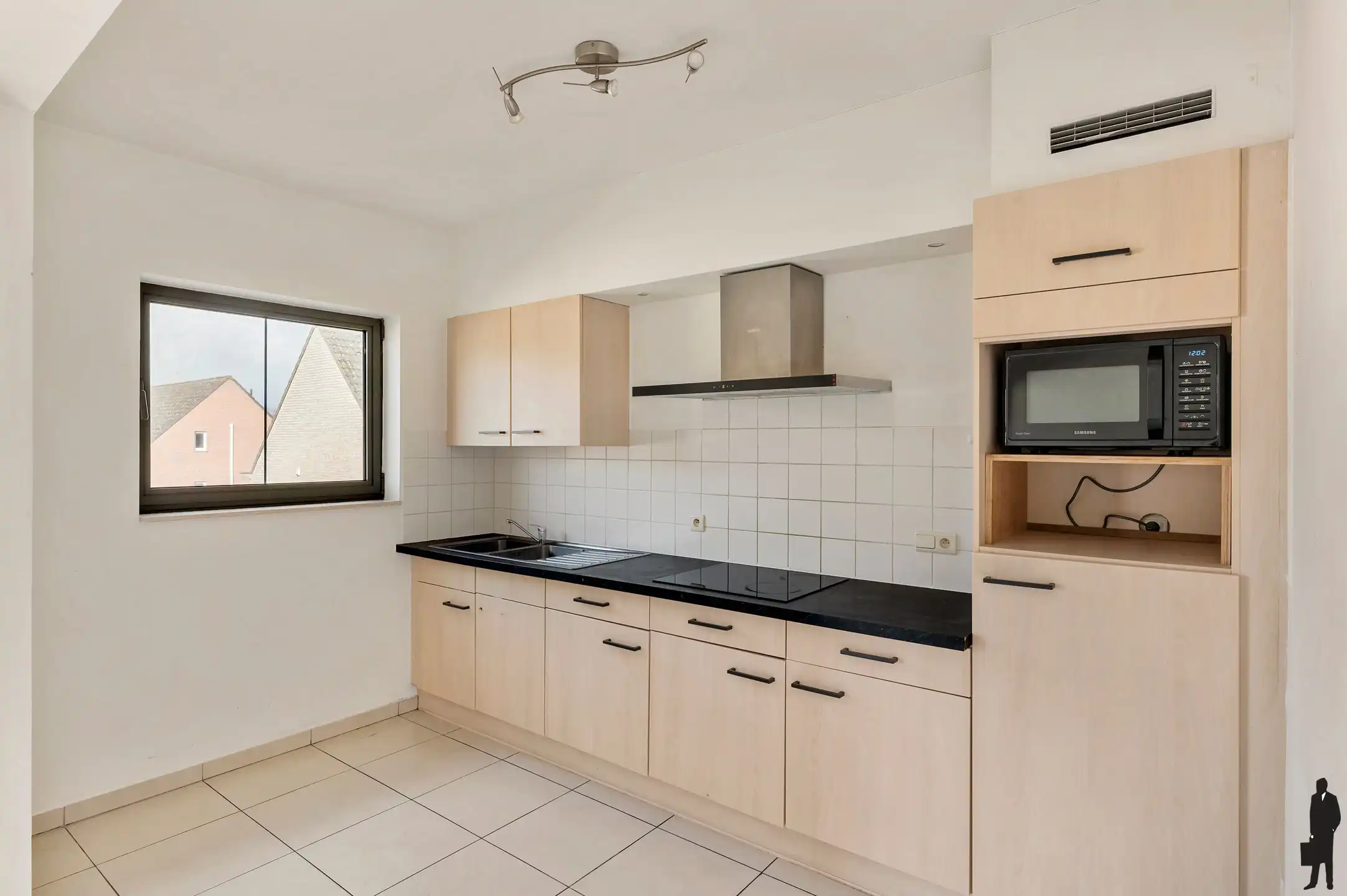 Lichtrijk 2 slaapkamer appartement op rustige locatie! foto 5