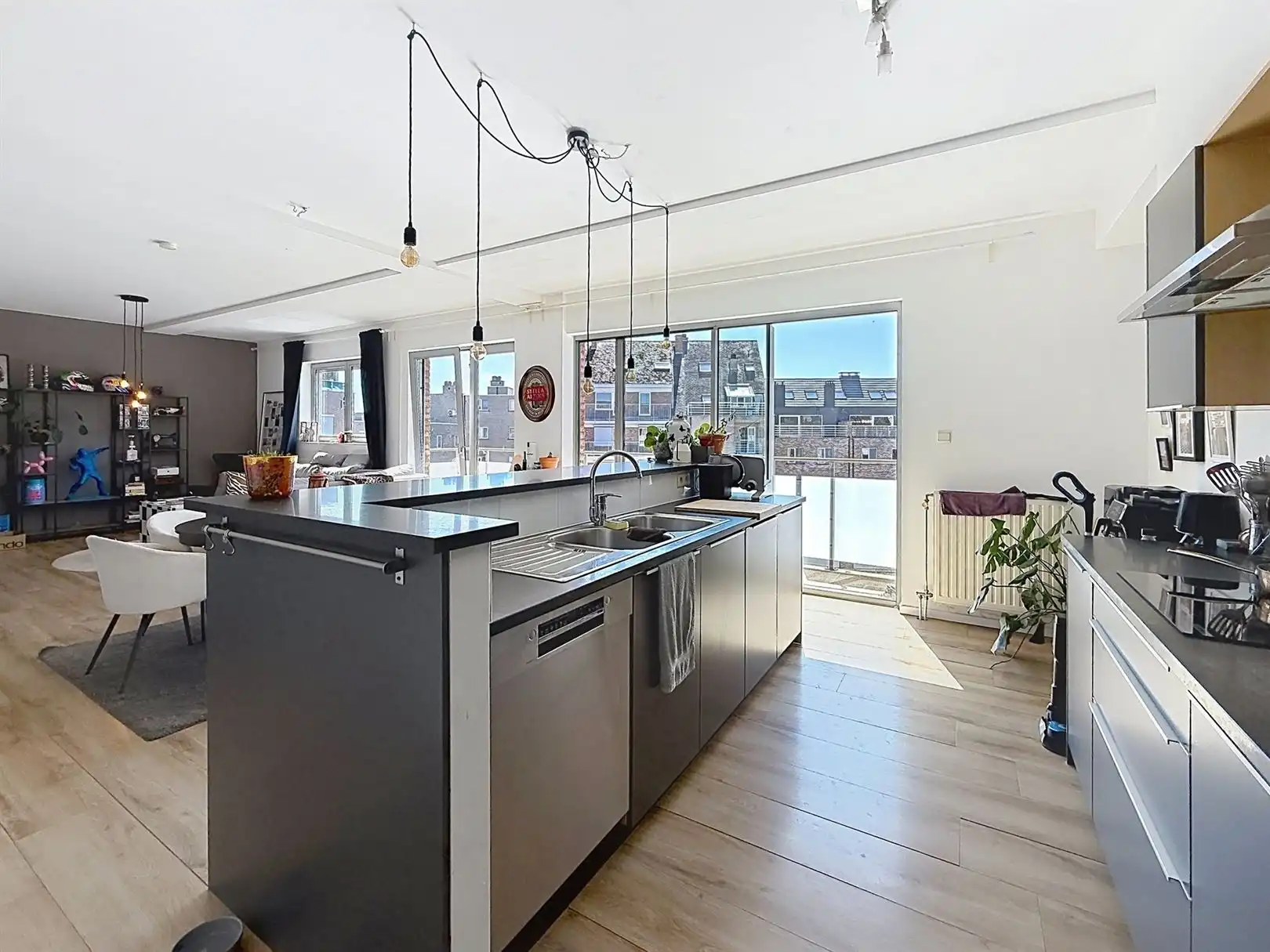 Duplex app, 2 slpks, terrassen, kelder, autostaanplaats foto 14