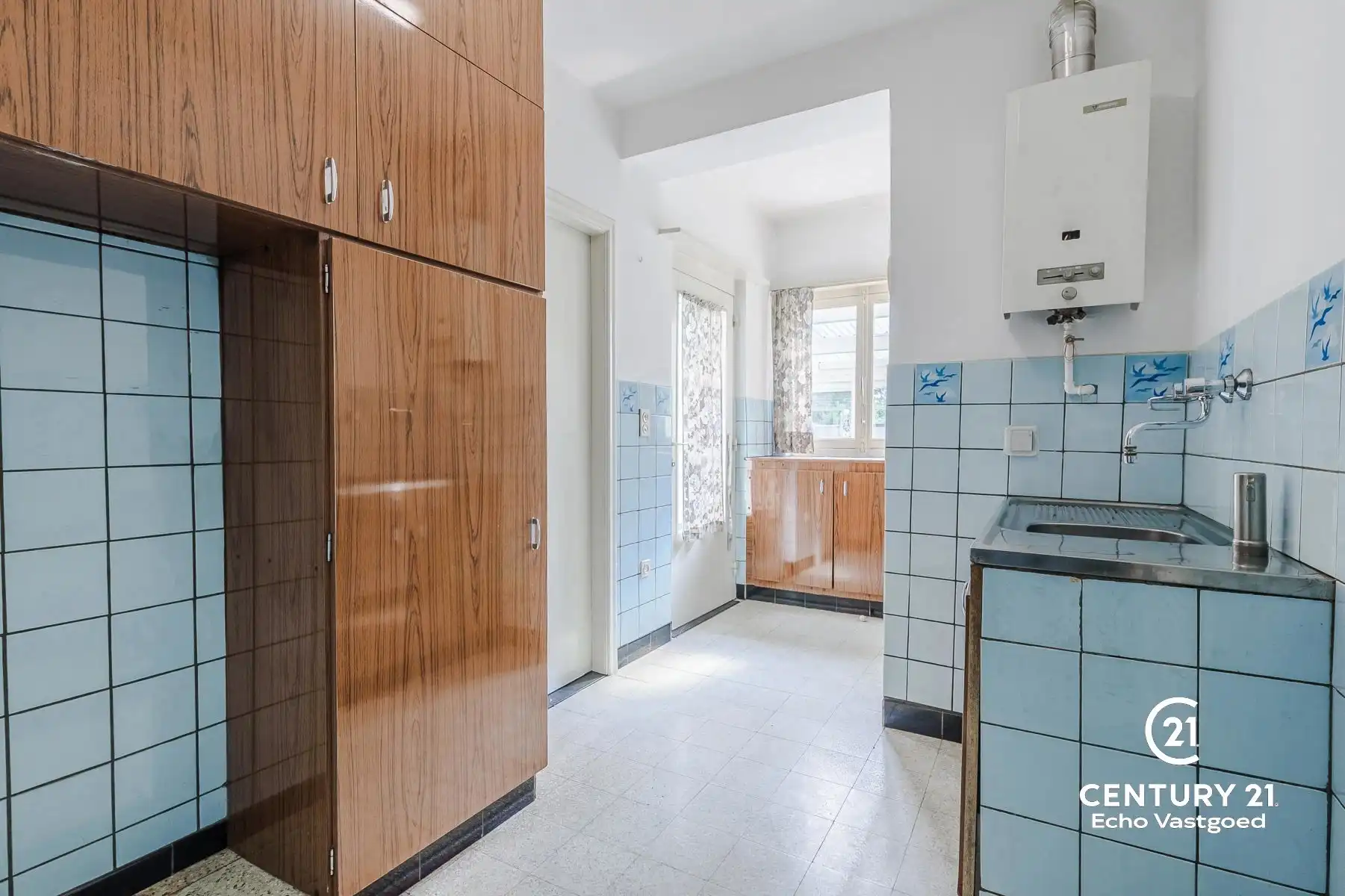Te renoveren halfopen woonst met veel potentie op topligging foto 14