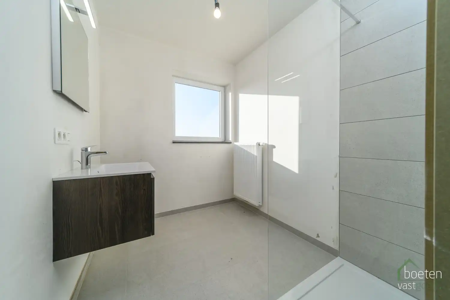 Roesbrugge: Betaalbare nieuwbouwwoningen met alle modern comfort, 3 slpks, garage en tuintje foto 14