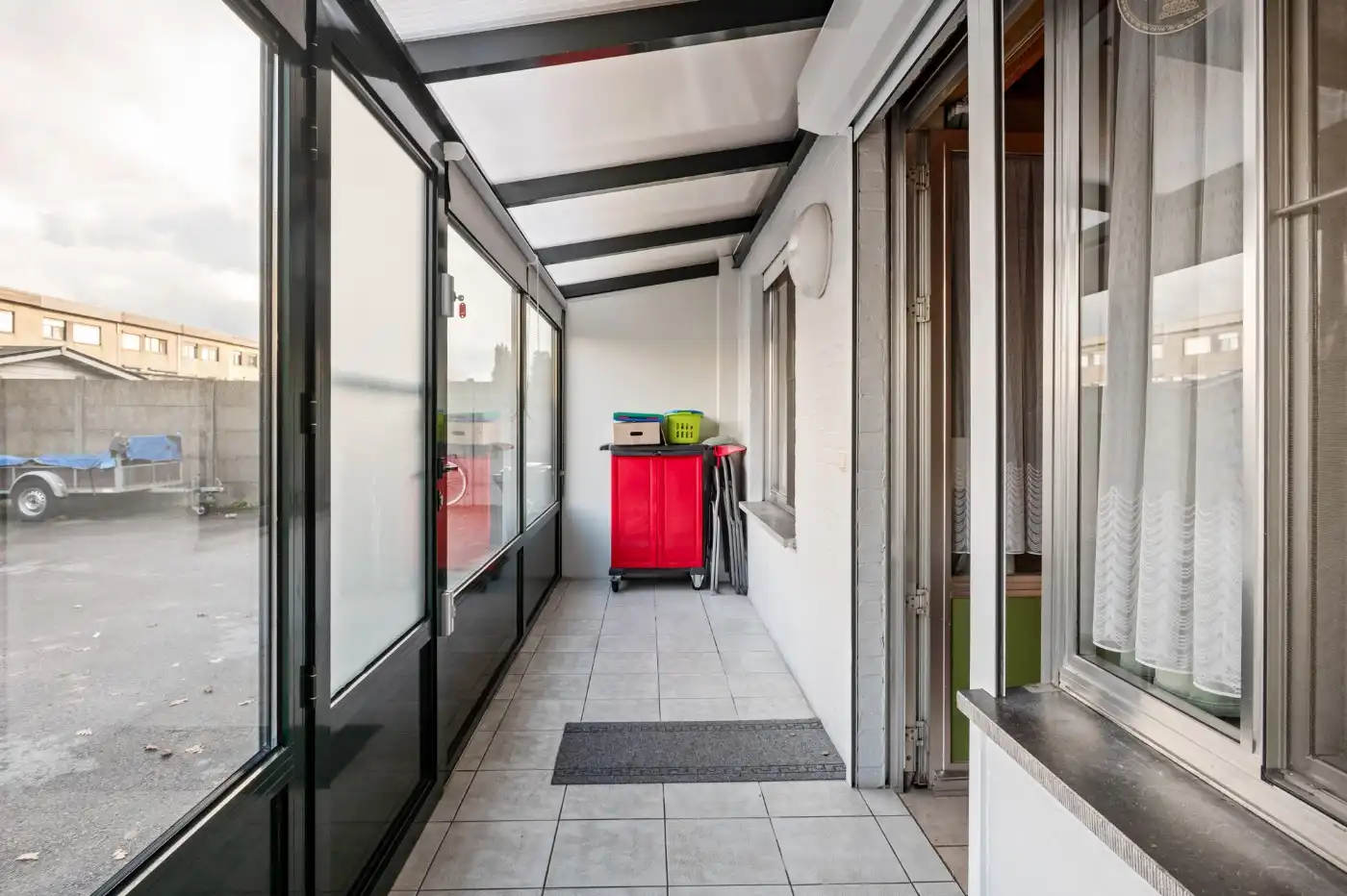 Gezellig, goed gelegen app. op GLV met 2 slpk., veranda en garage foto 19