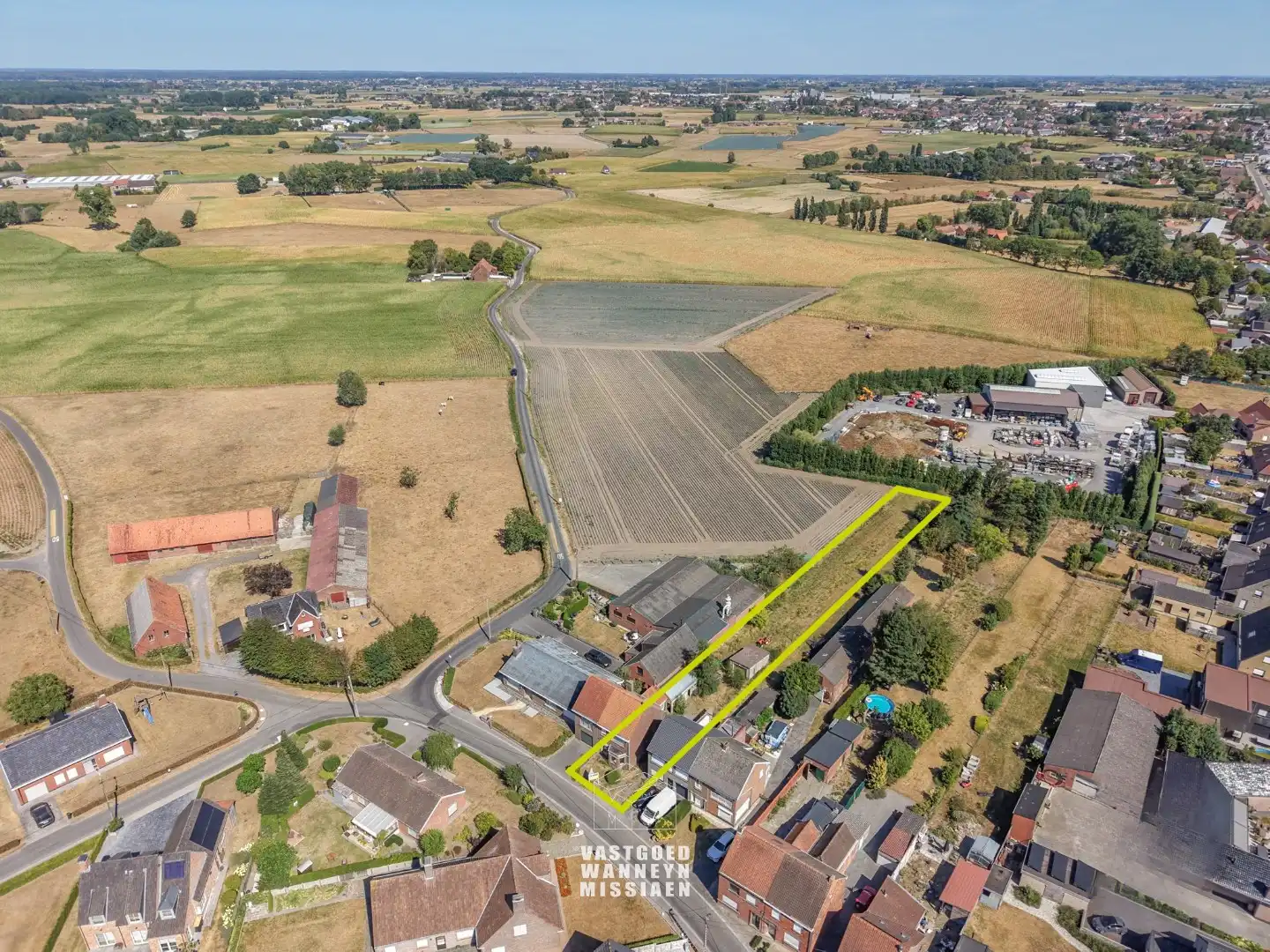Hoofdfoto van de publicatie: Grondig te renoveren woning op perceel van 1.100 m² met tal van mogelijkheden