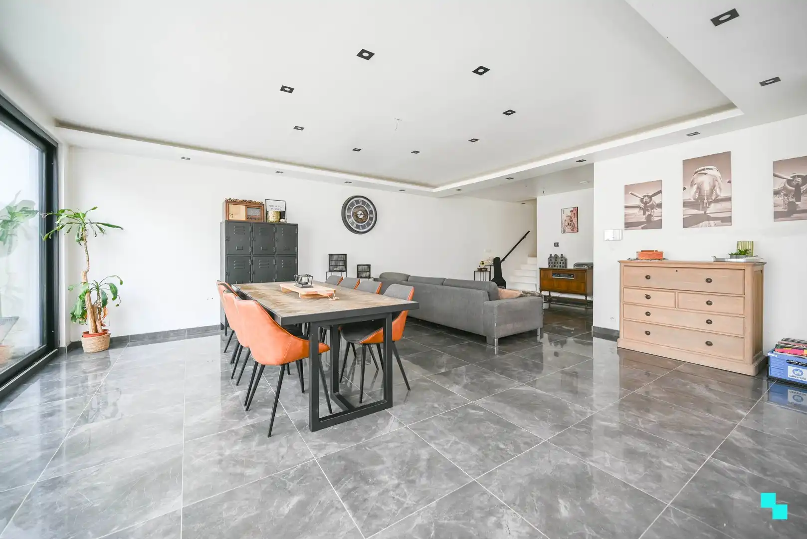 Ruime woning nabij centrum Bissegem foto 5