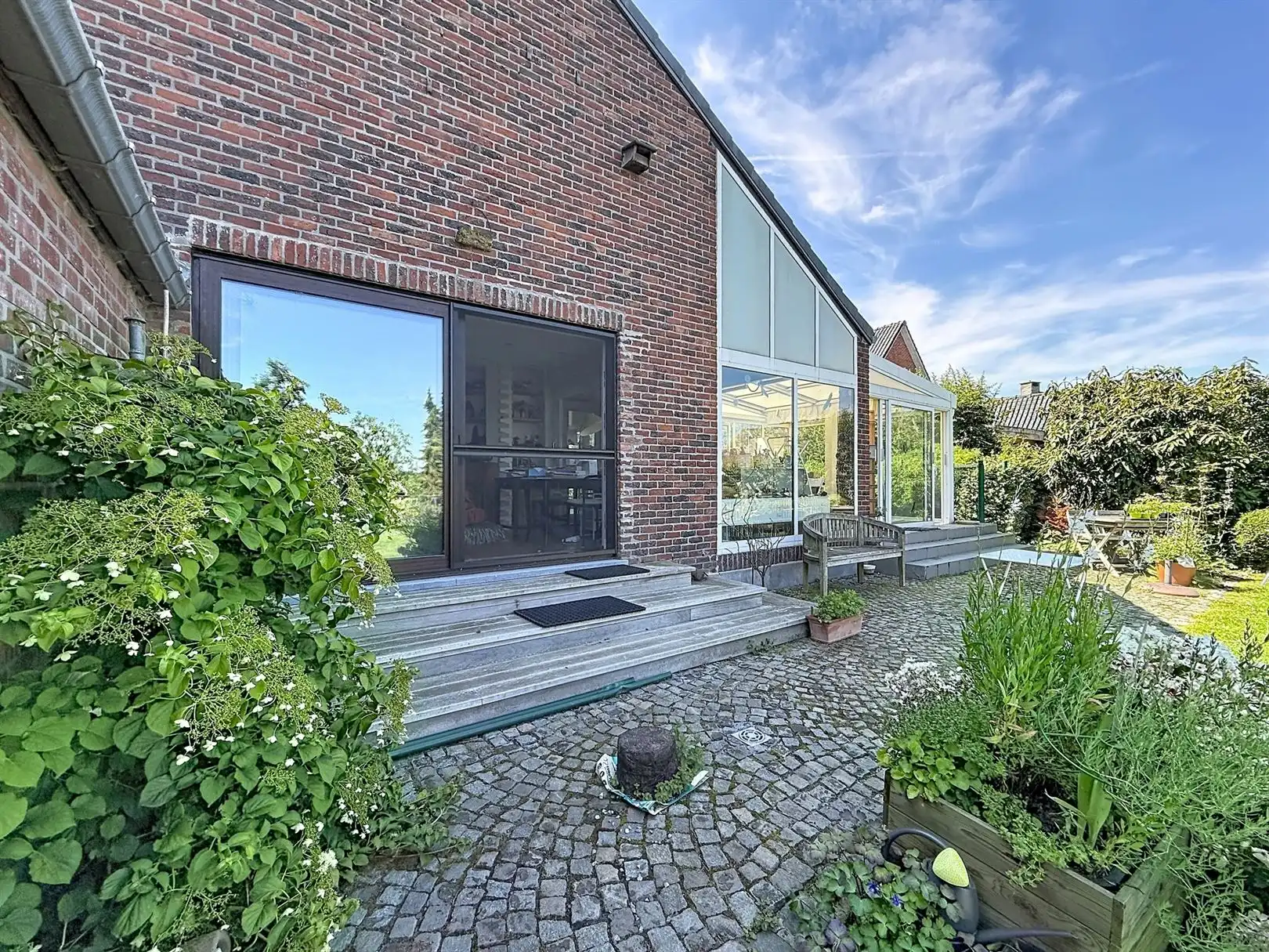 Ruime landelijke woning met 5 slpks, 19a 76ca foto 34