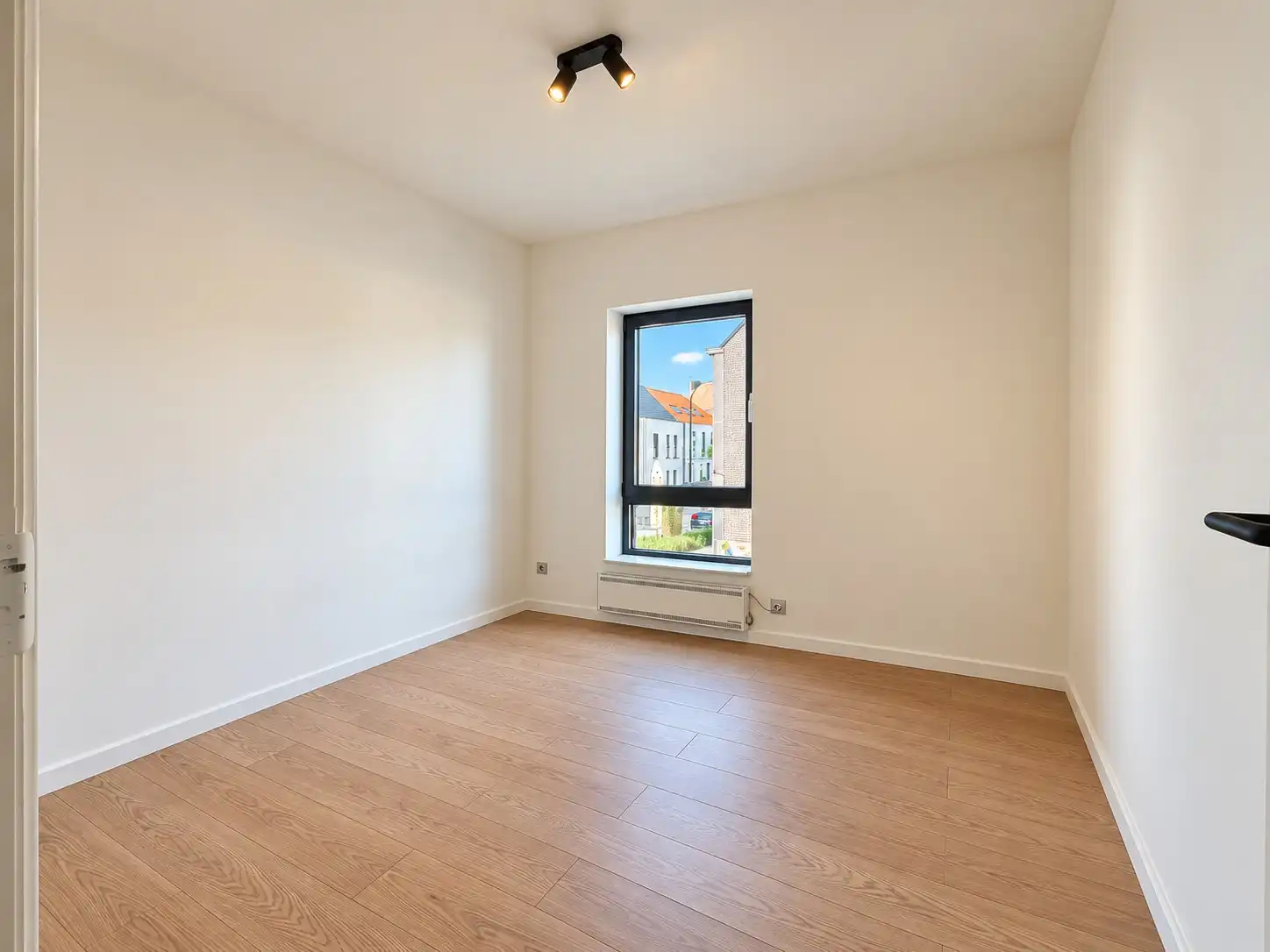 Vernieuwd appartement met 2 slaapkamers te Adegem foto 10