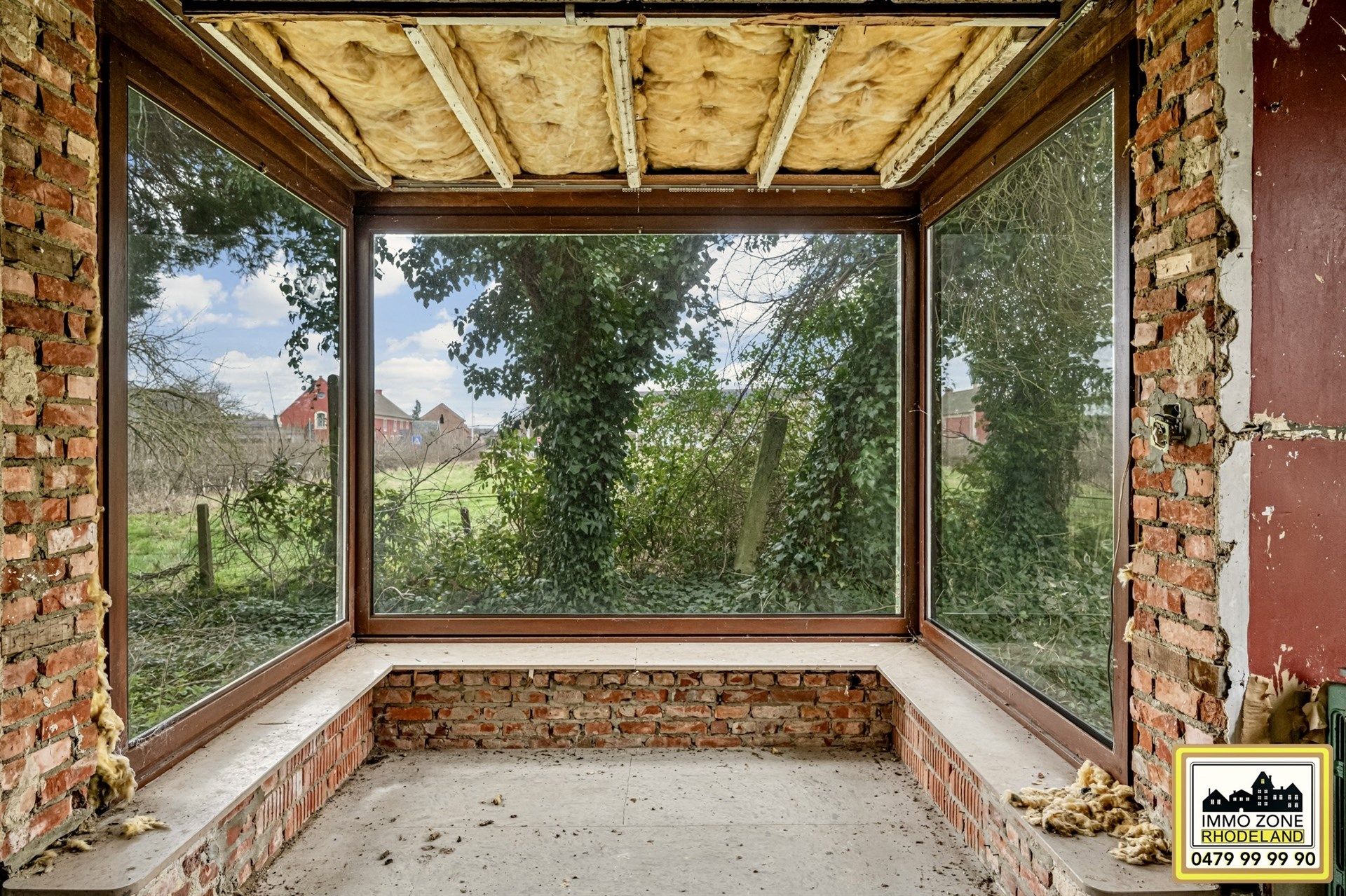 Statige te renoveren woning op groot perceel foto 10