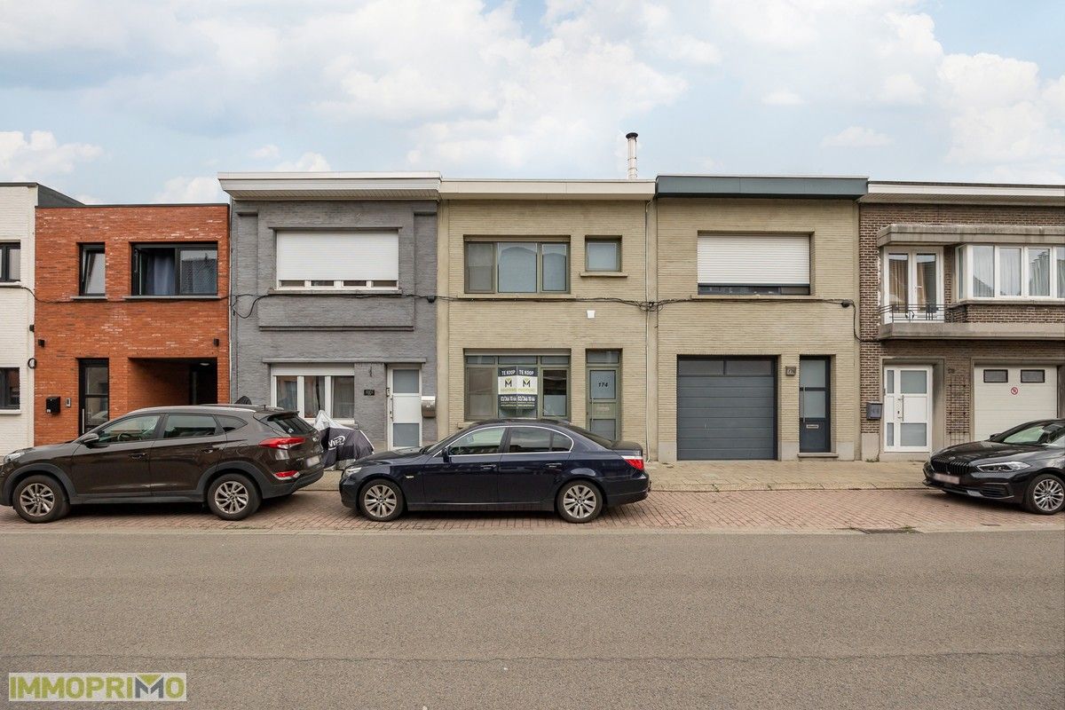 Charmante woning met 2 à 3 slaapkamers en tuin op gunstige locatie foto 2