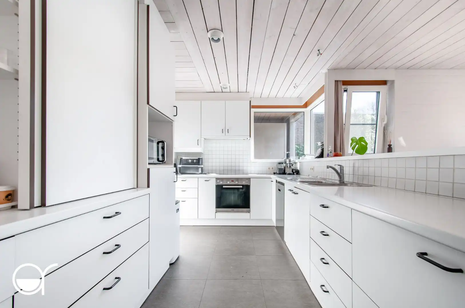 Architectenwoning met 3 slaapkamers  gelegen in een residentiële wijk in Lovendegem. foto 14