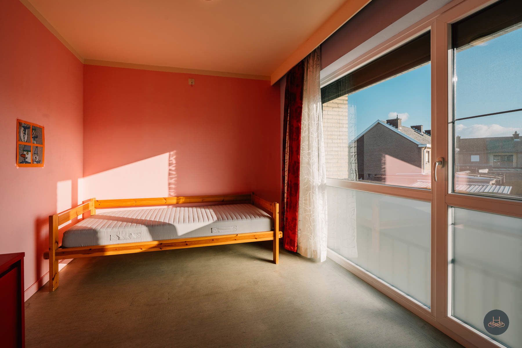 Ruime gezinswoning in rustige wijk met tuin! foto 15