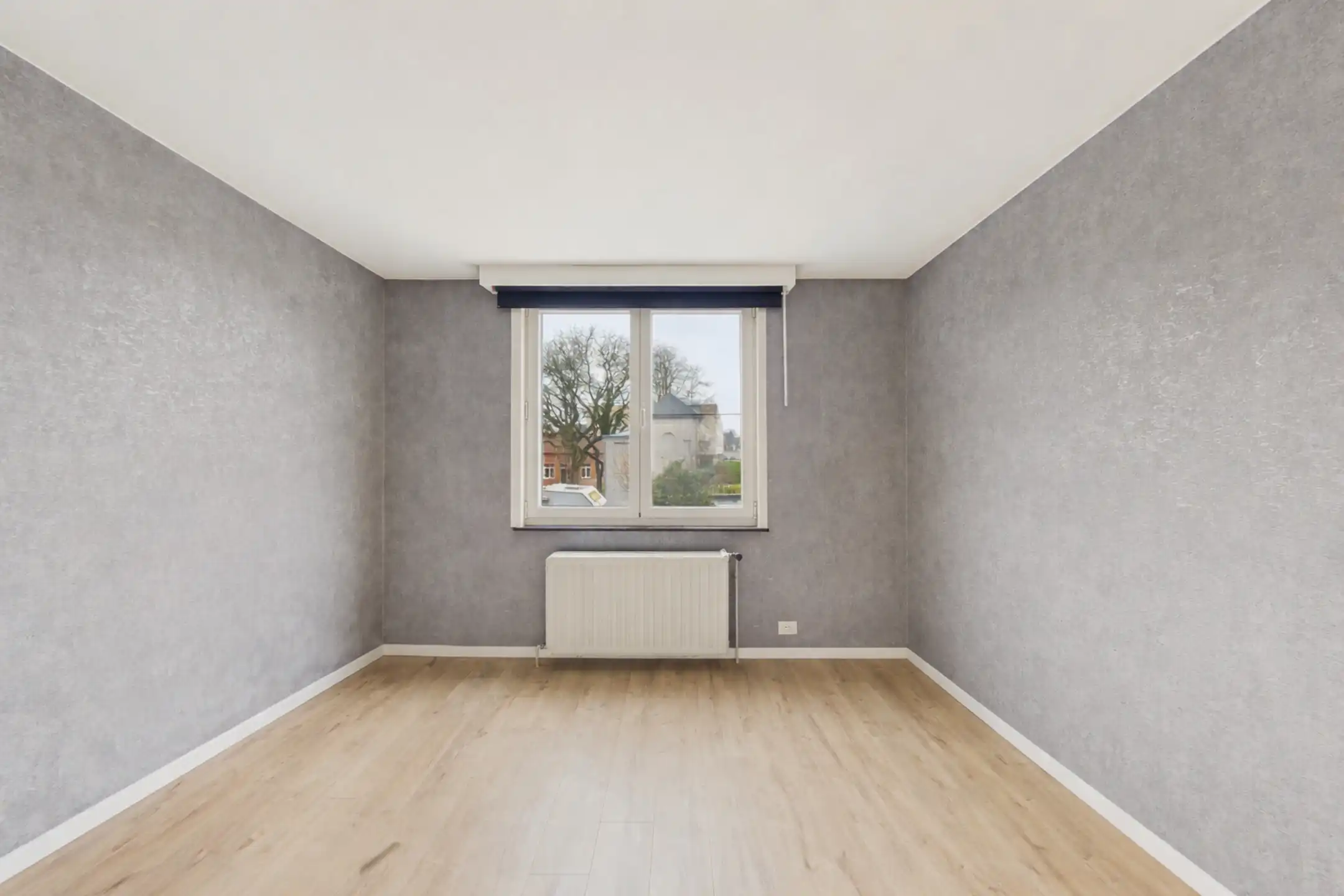 Recent gerenoveerd app. (103m²) met terras en garage foto 10