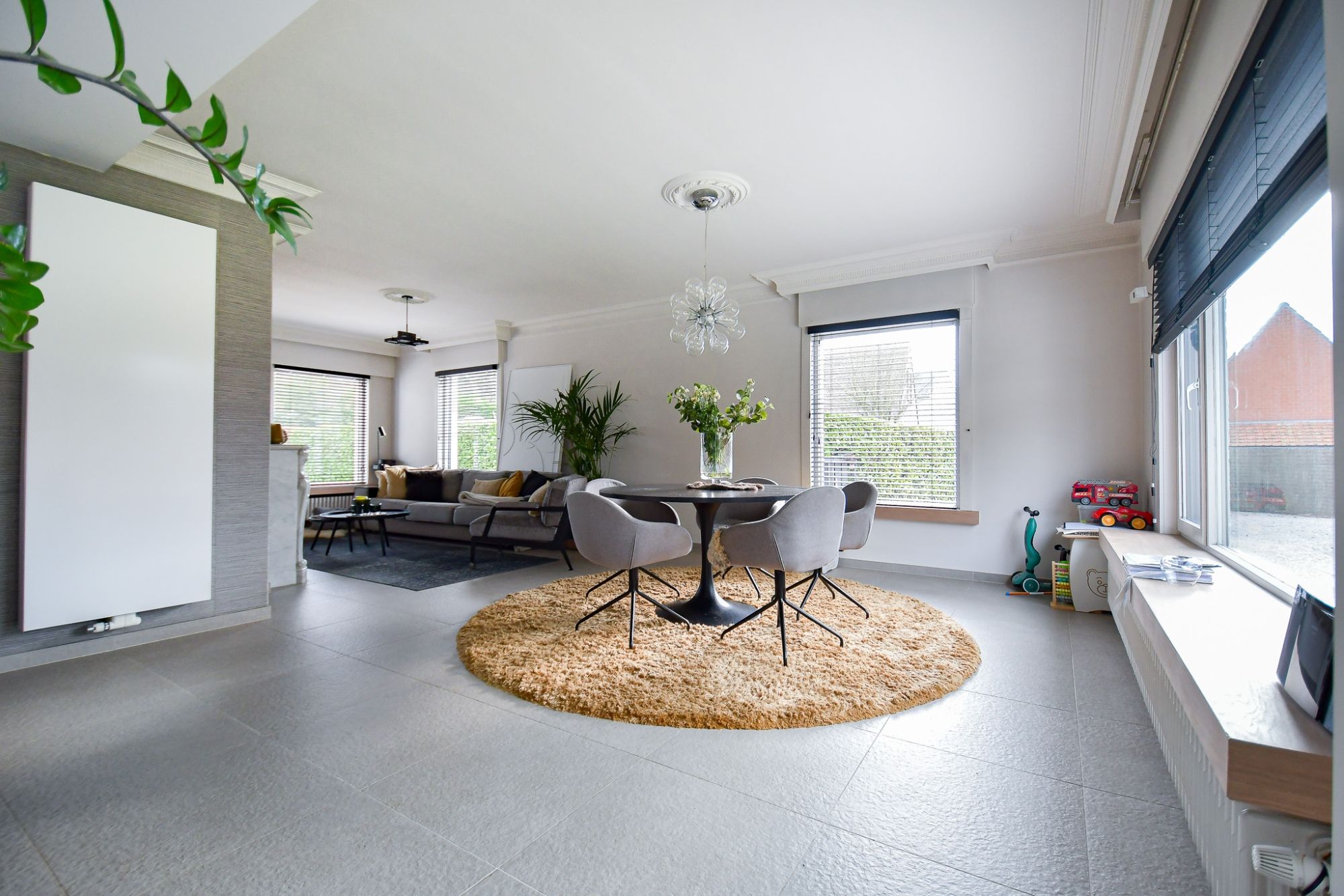 Stijlvol wonen met praktijkmogelijkheden in een groene omgeving tussen Oedelem en Brugge foto 4