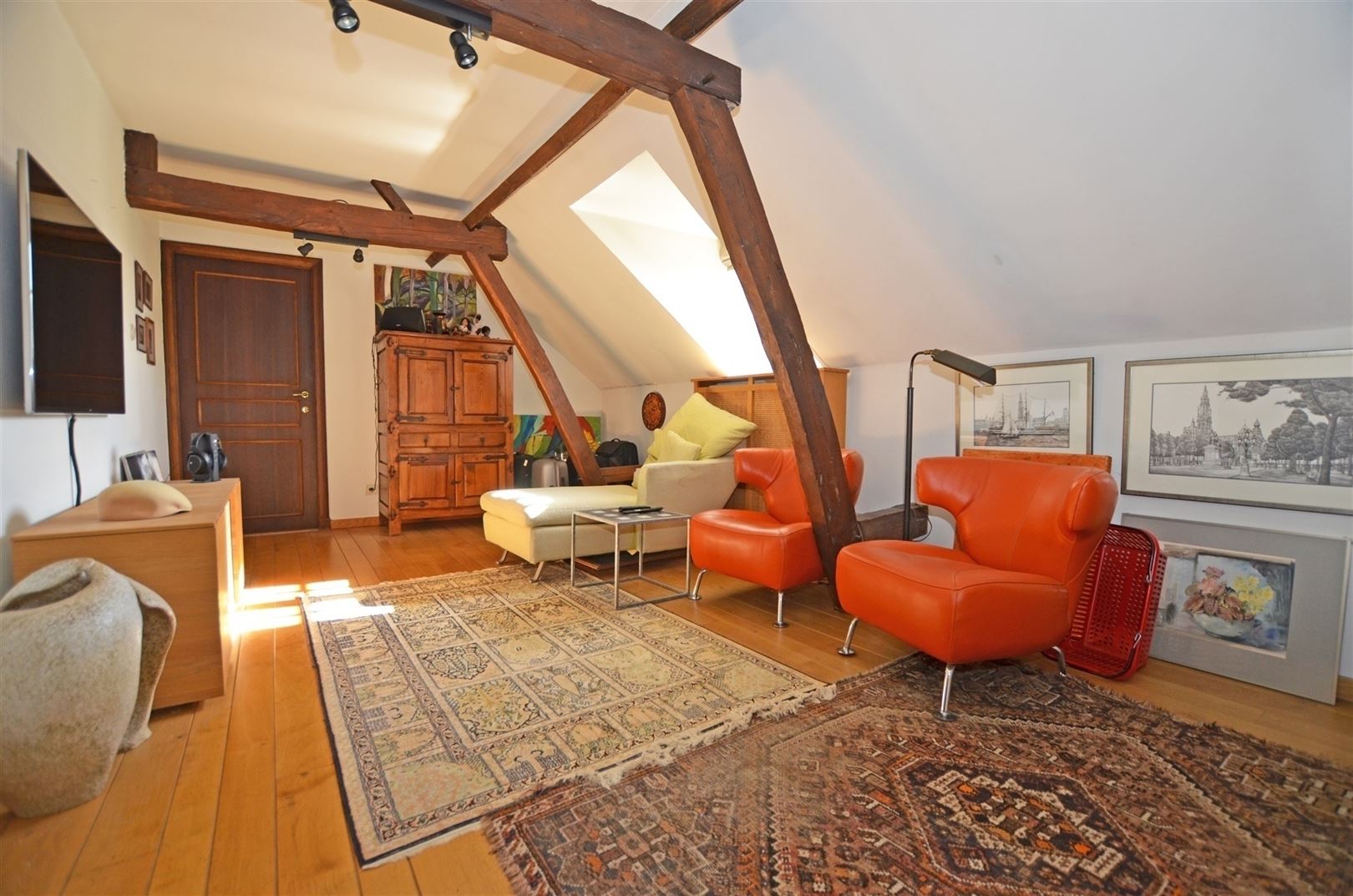 Landelijk gelegen vierkantshoeve op ±1.4Ha foto 15