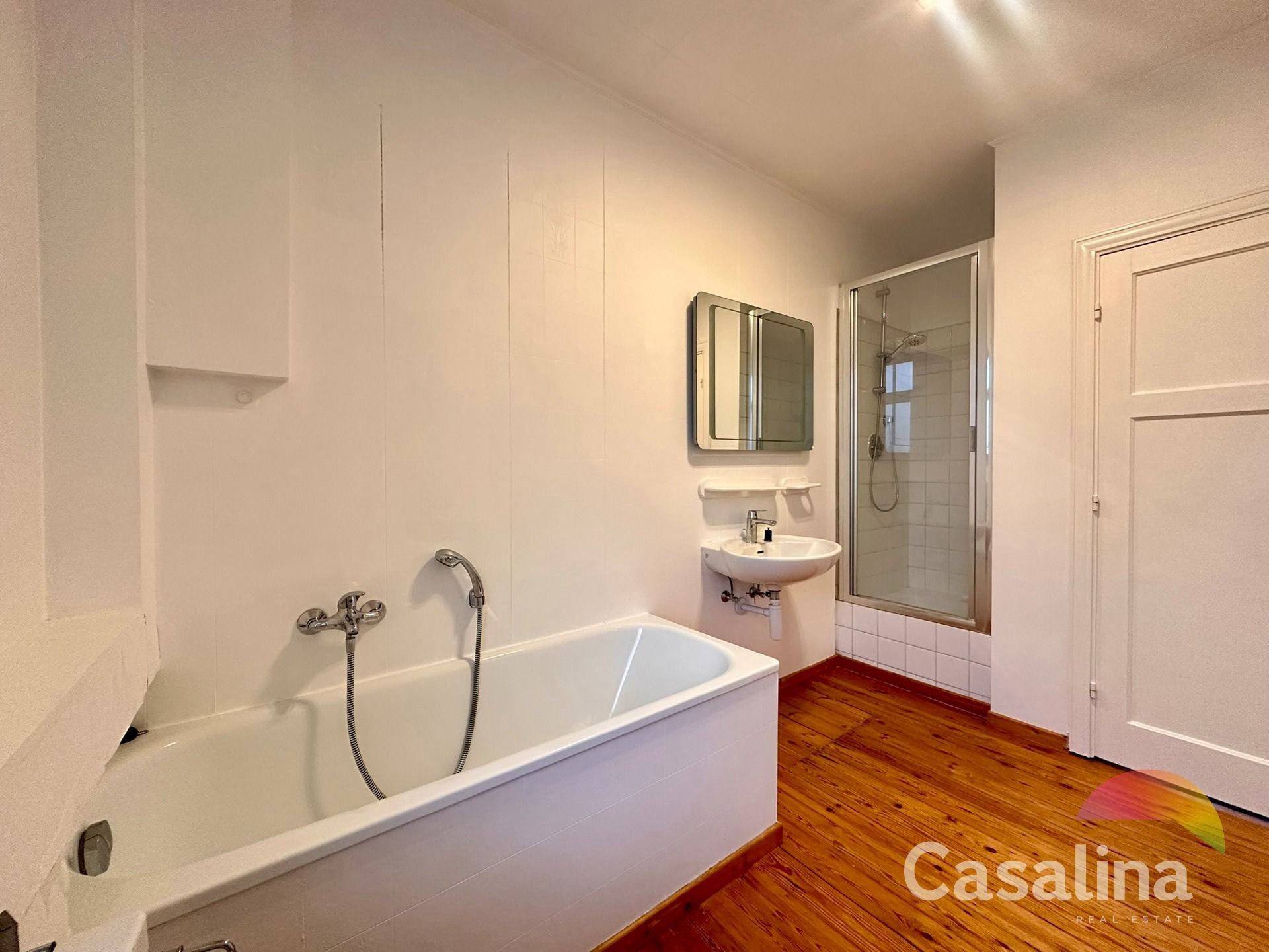 WONING van +/- 175 m² nabij het Dumonplein foto 16