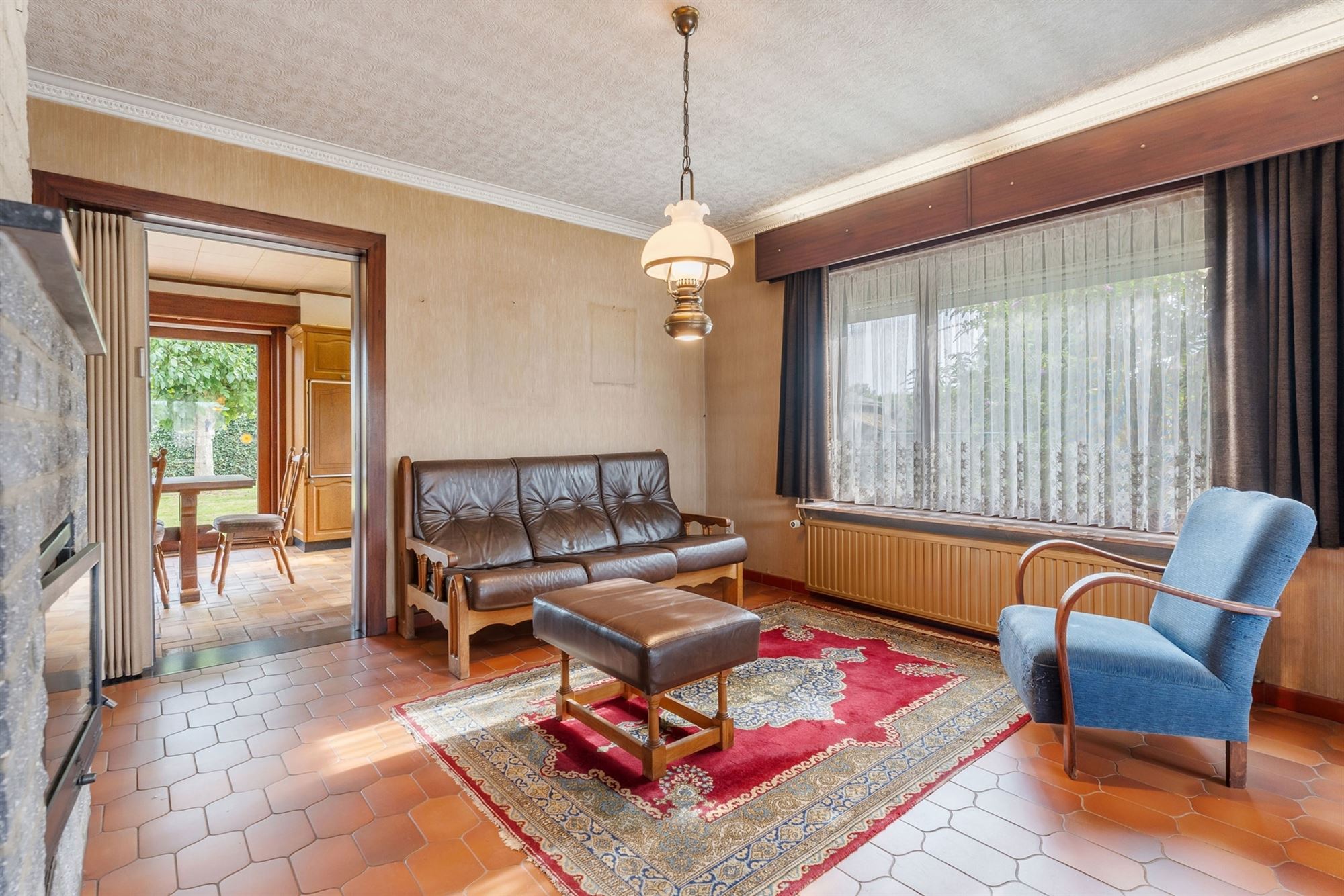 OP TE FRISSEN WONING MET 4 SLAAPKAMERS RUSTIG GELEGEN OP EEN PERCEEL VAN 7A41CA TE PAAL foto 6